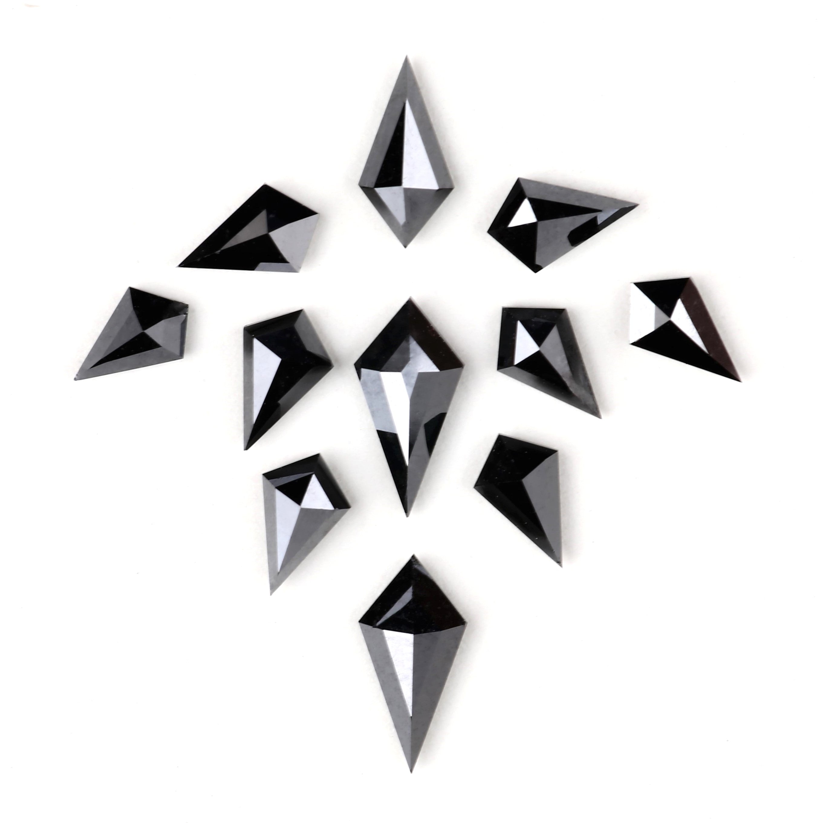 Loose_Kite Shaped_Black_Diamond