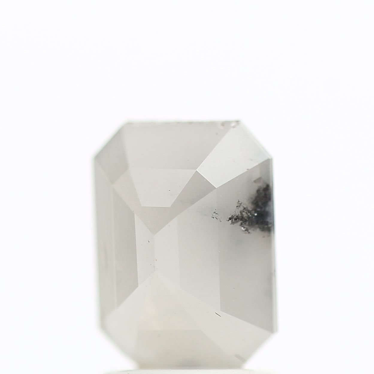 1.64 Carat Icy Emerald Salt and Pepper Natural Diamond 7.92 MM