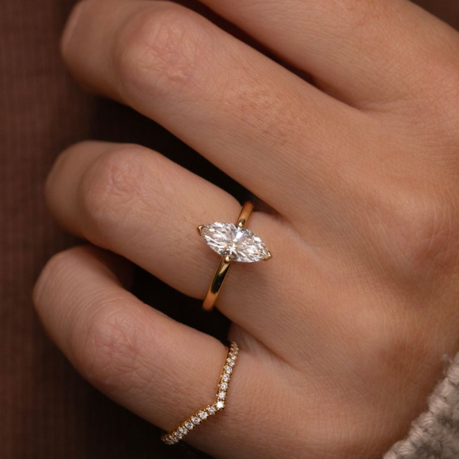 18k Gold 1ct D VVS1 Marquise Solitaire Engagement Ring
