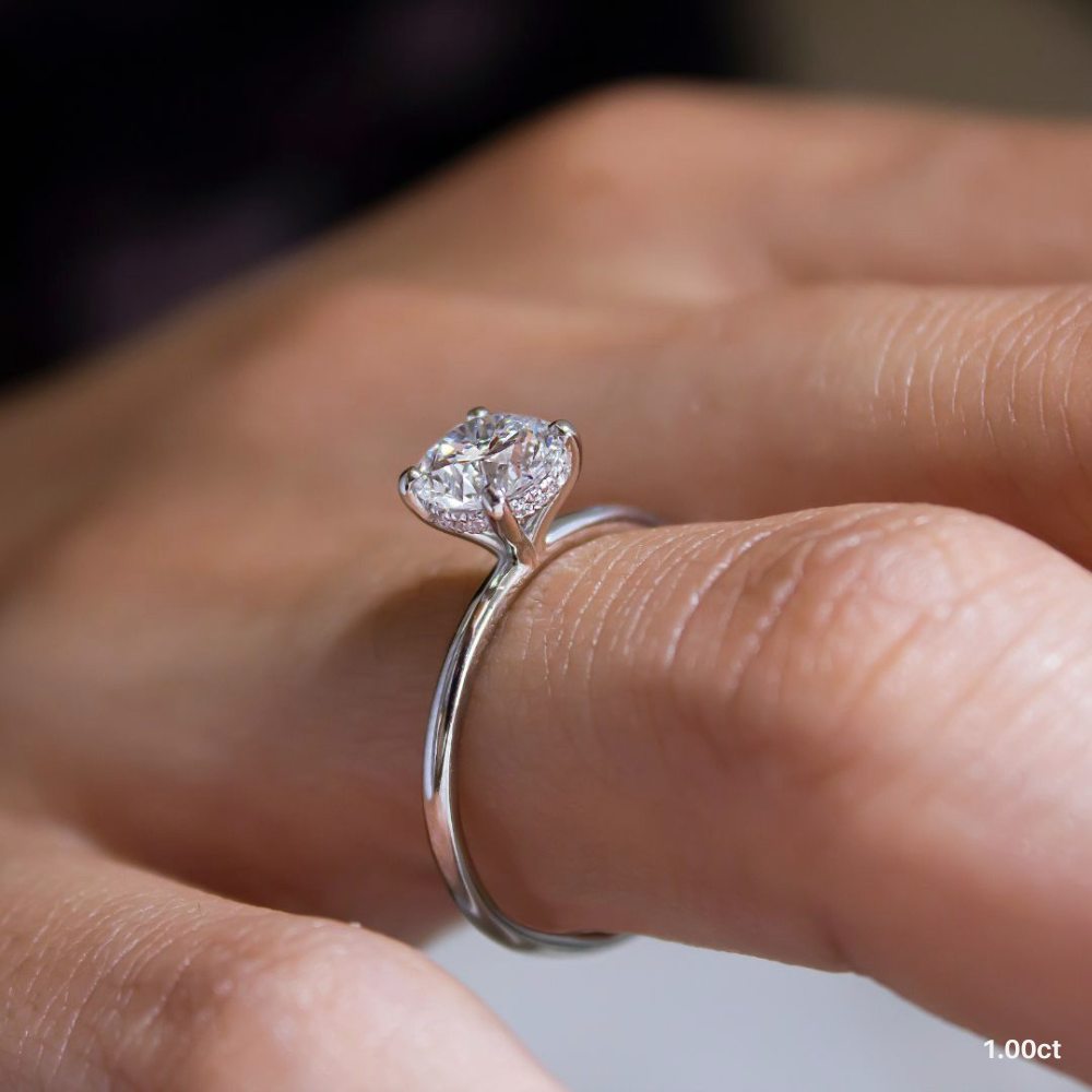 18k Gold 1ct D VVS1 Round Solitaire Engagement Ring Grace