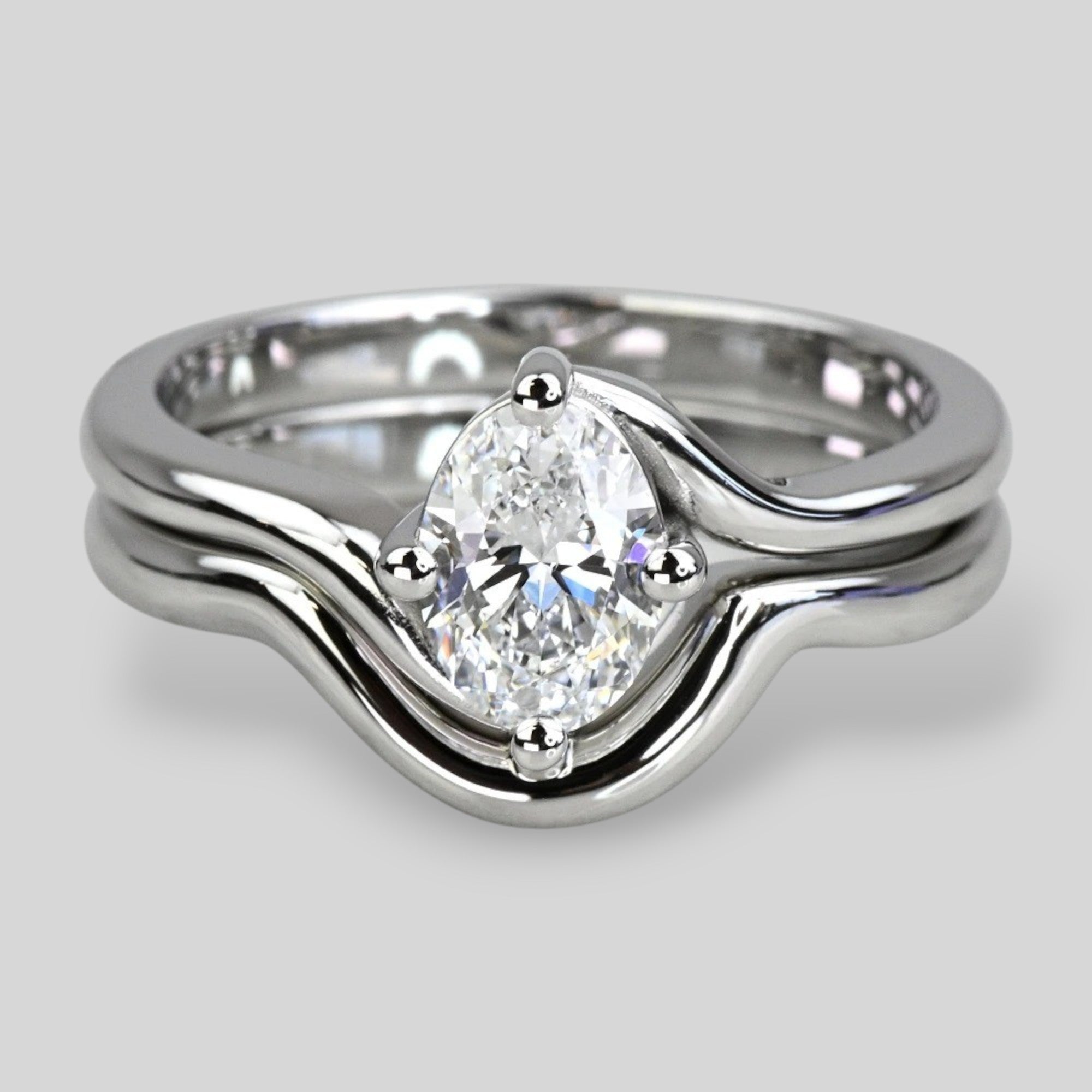 1 Carat Lab Grown Oval Cut Diamond Bridal Set