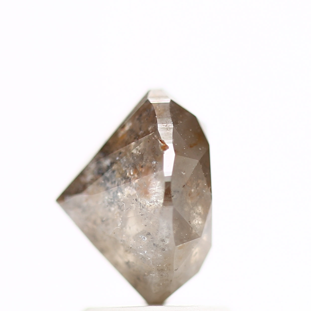 Design Natural Peach Red 2 ct Oval Diamond Ring 8.41 MM