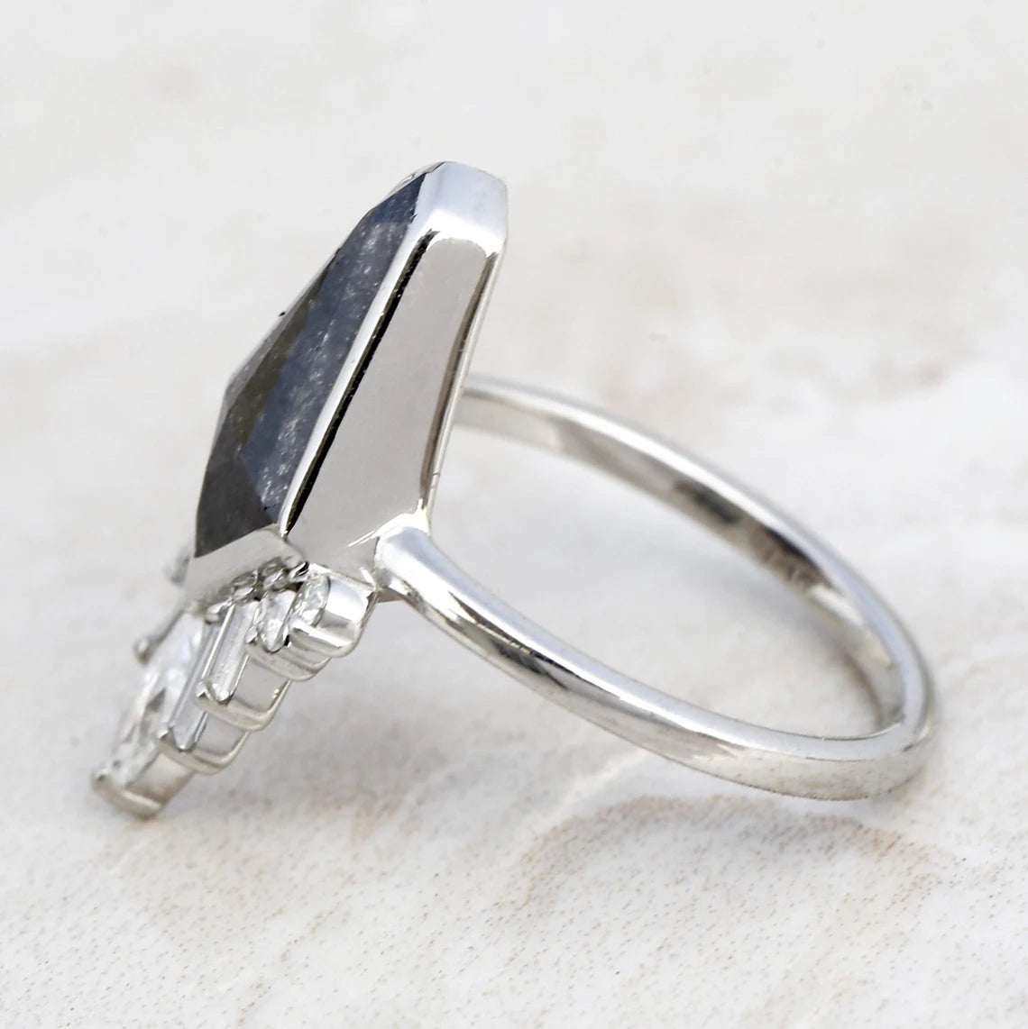 salt and pepper diamond ring 14k