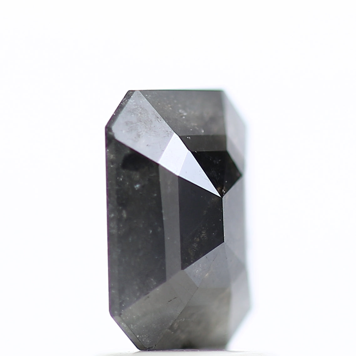 1.18 Carat Natural Emerald Loose Black Salt And Pepper Diamond 7.97 MM