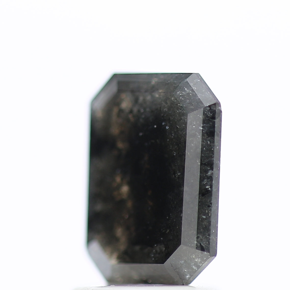 1.18 Carat Natural Emerald Loose Black Salt And Pepper Diamond 7.97 MM