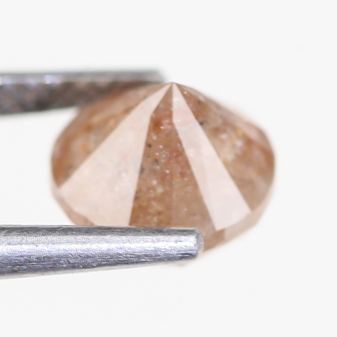 2.31 Carat Natural Orange Round Brilliant Diamond 7.46 MM