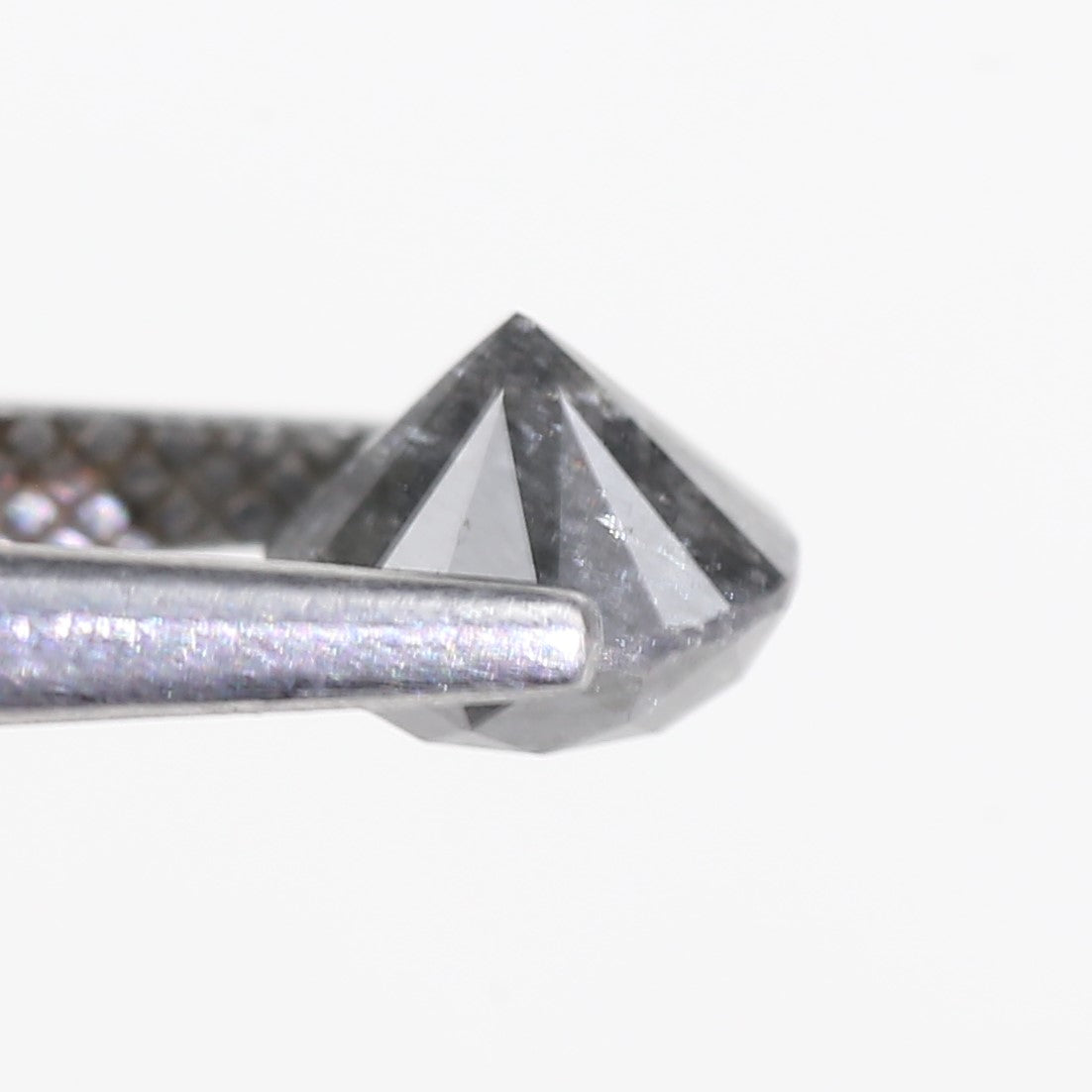 0.99 Carat Natural Round Cut Gray Salt And Pepper Diamond 5.74 MM