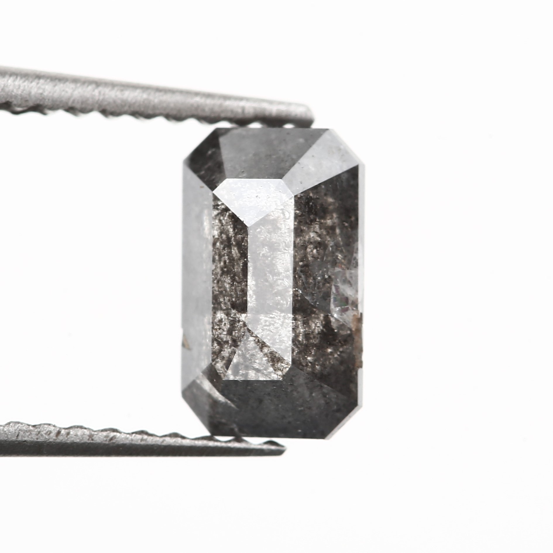 salt and pepper diamond