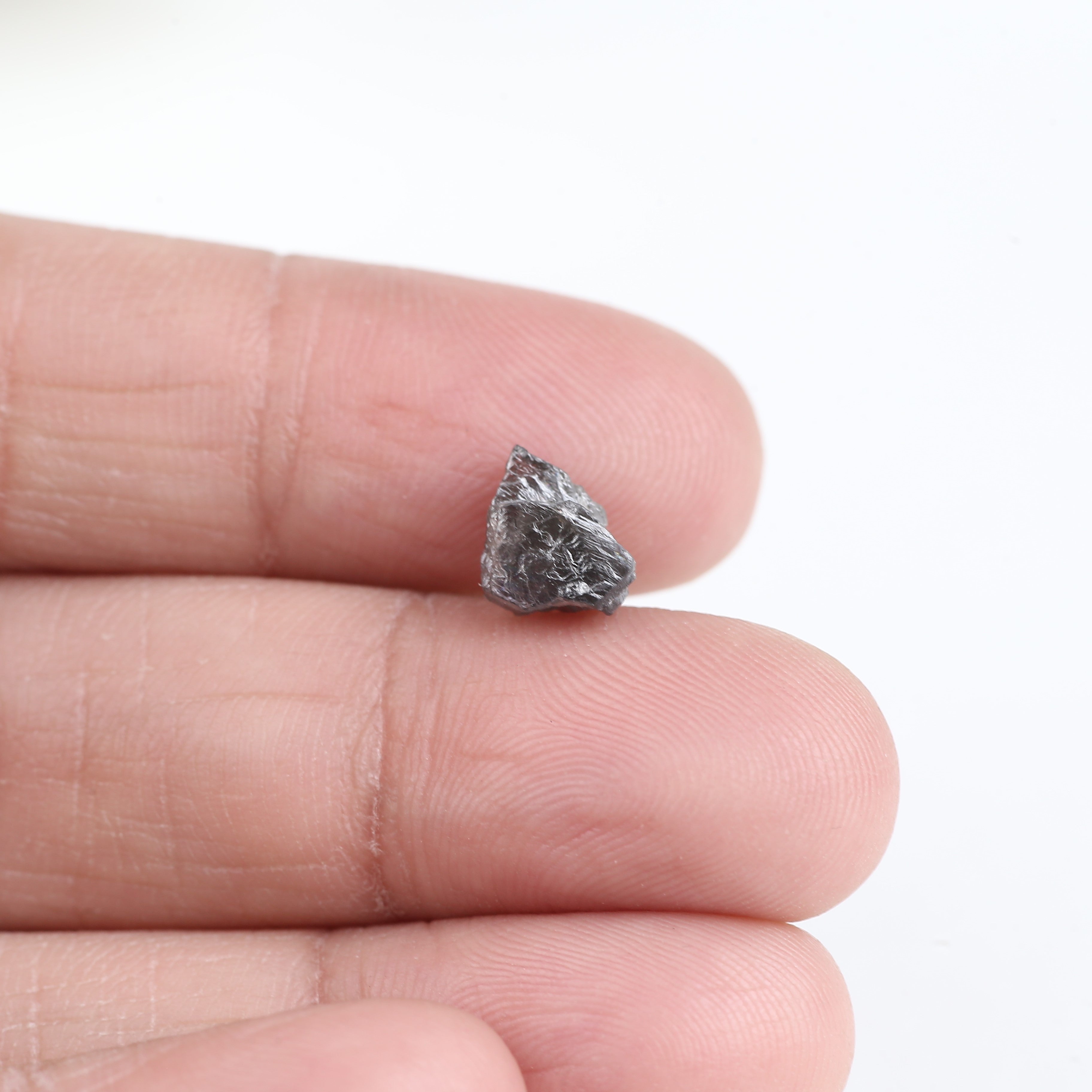 1.91 Carat Natural Light Purple Rough Diamond 7.76 MM