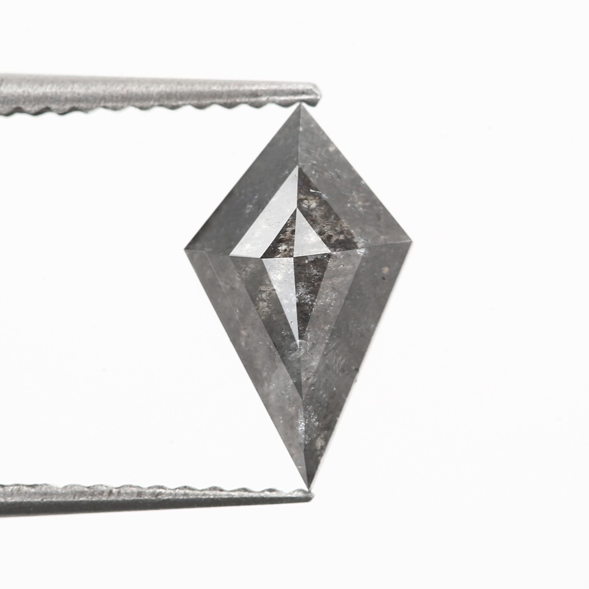 kite salt and pepper diamond