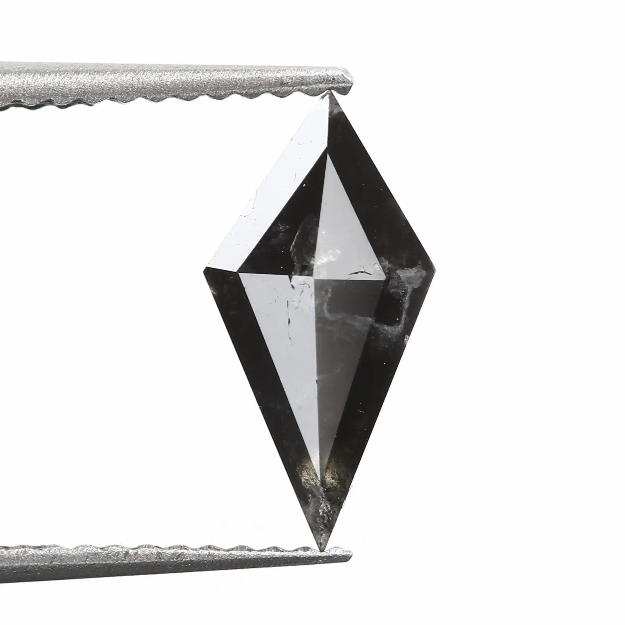kite salt and pepper diamond
