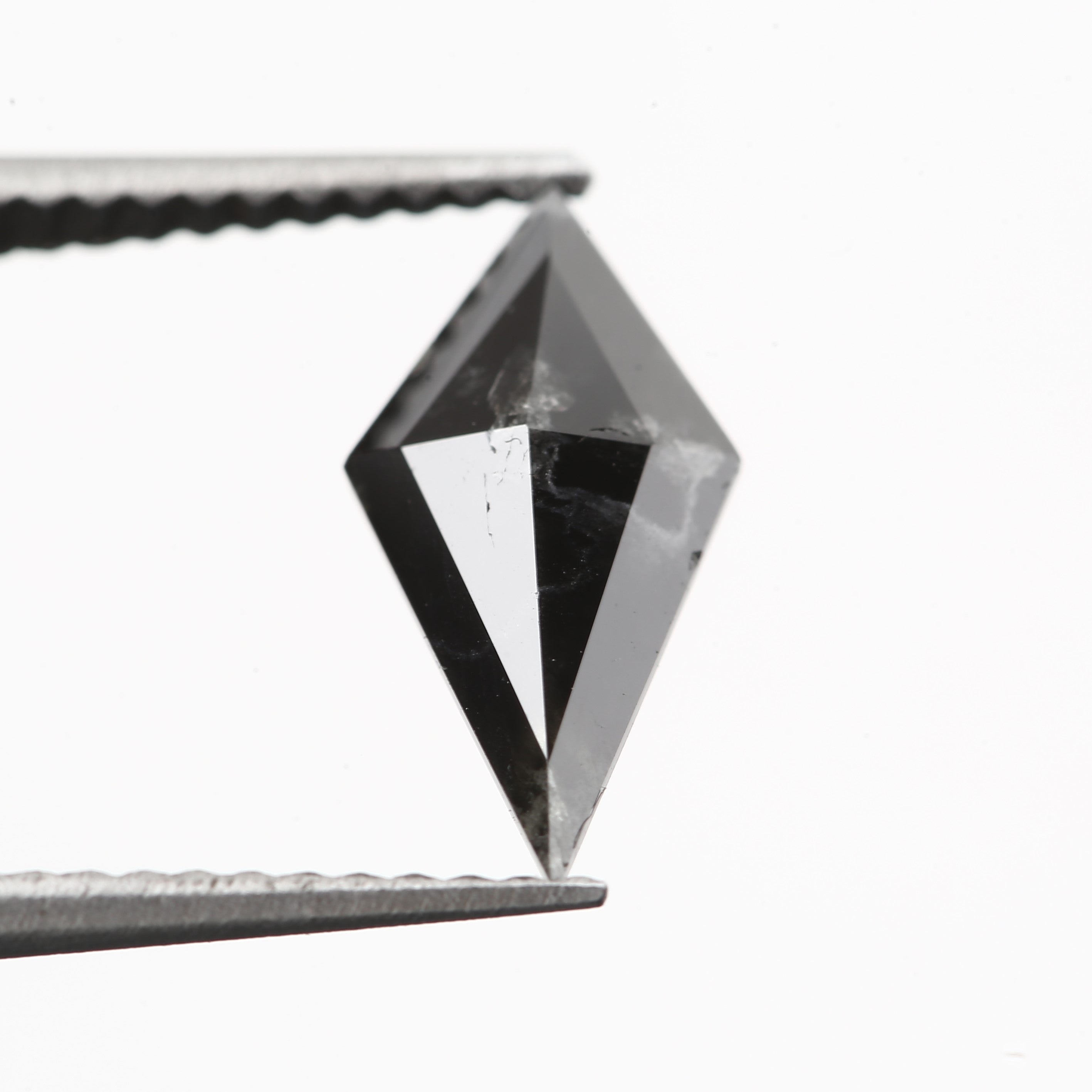 kite salt and pepper diamond