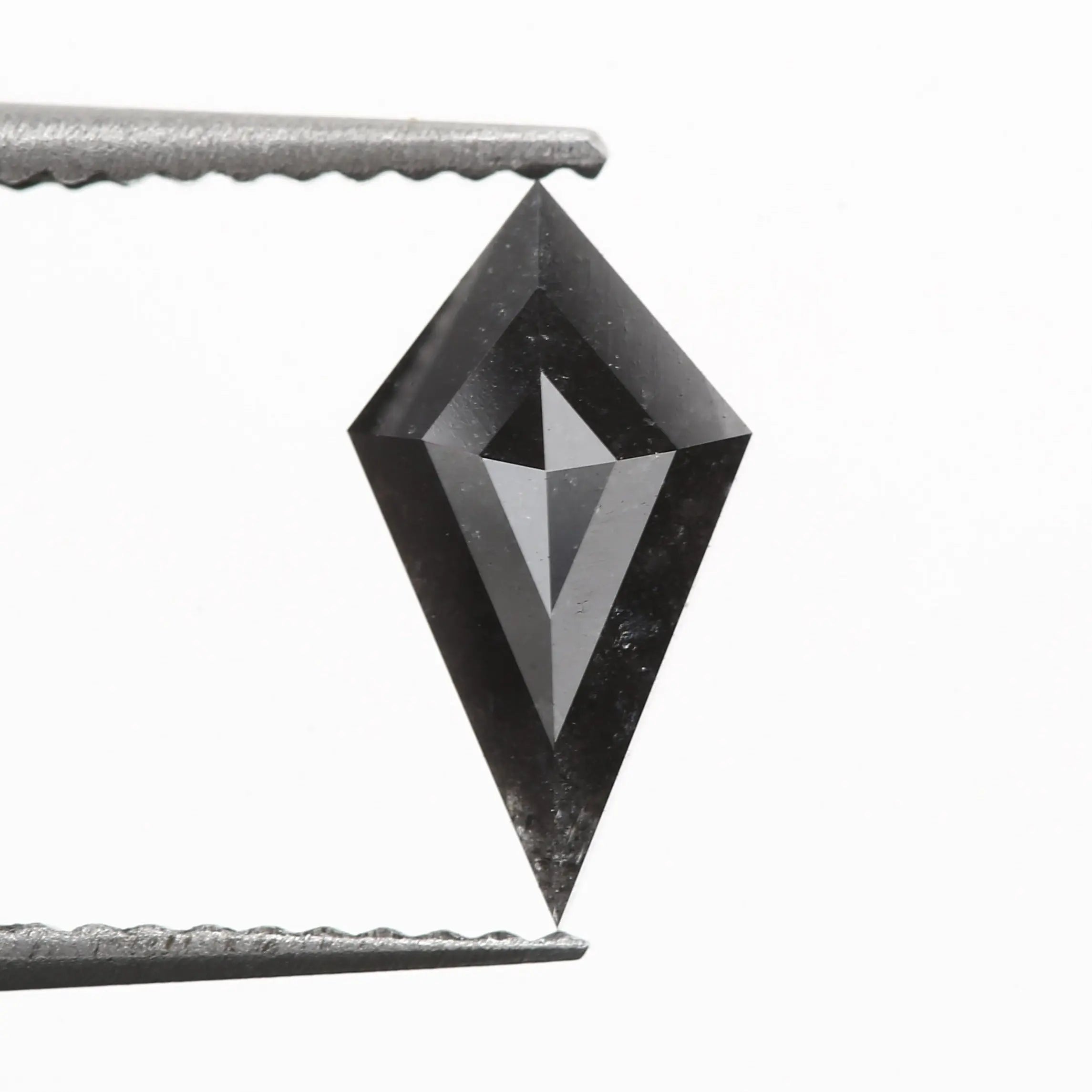 kite cut salt and pepper diamond