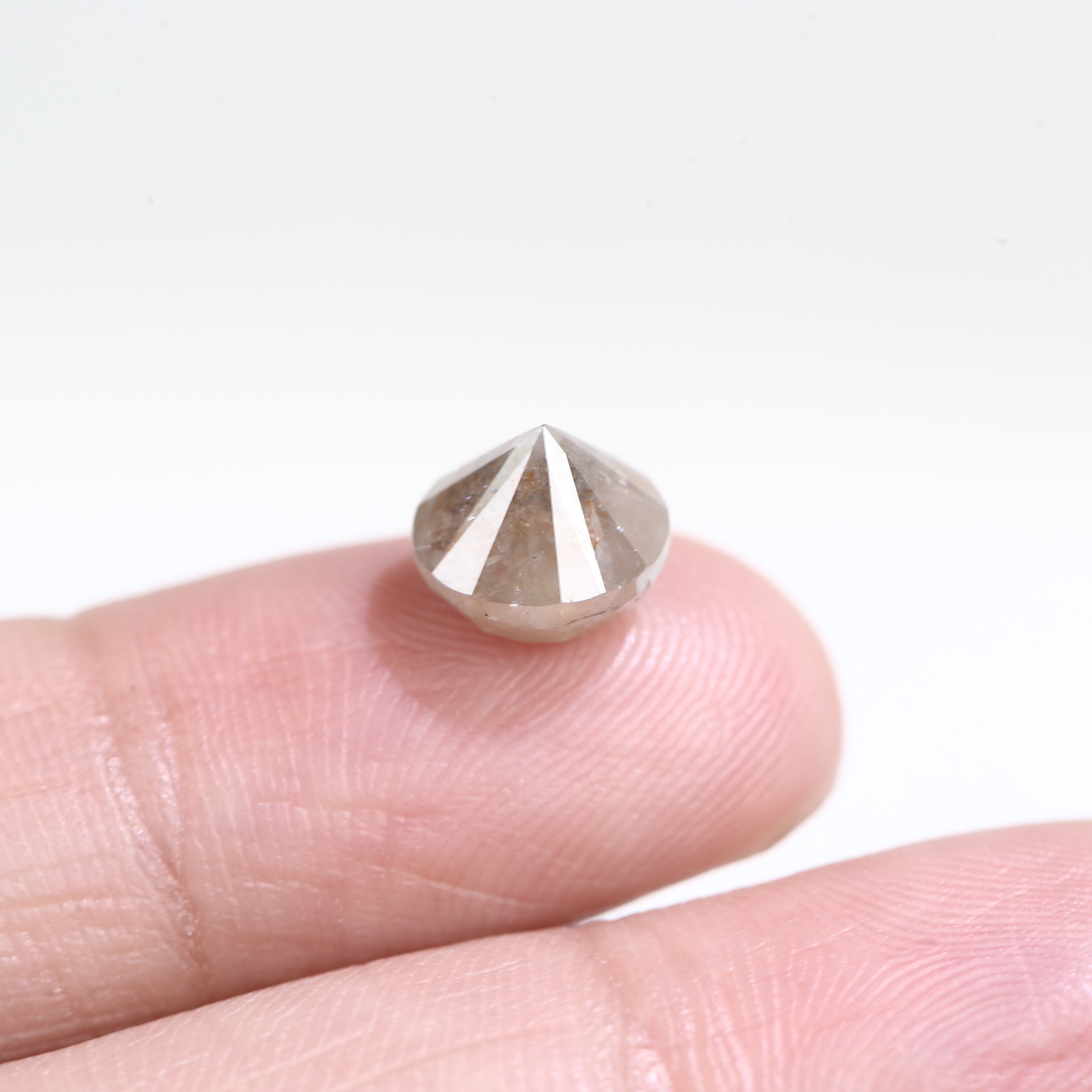 2.96 Carat Natural Round Cut Gray Salt And Pepper Diamond 8 MM