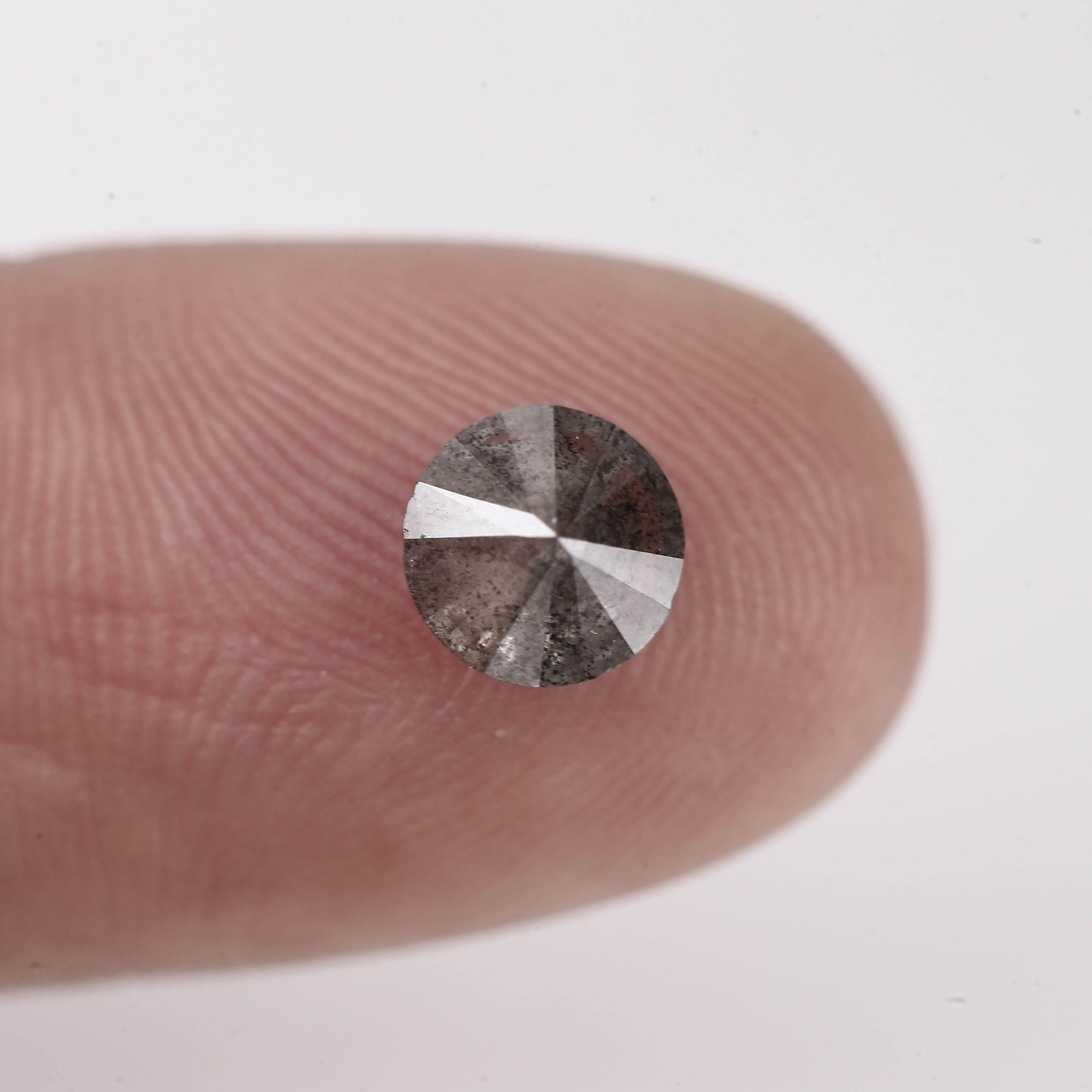 0.81ct Natural Gray Round Salt and Pepper Diamond For Ring 5.8 MM