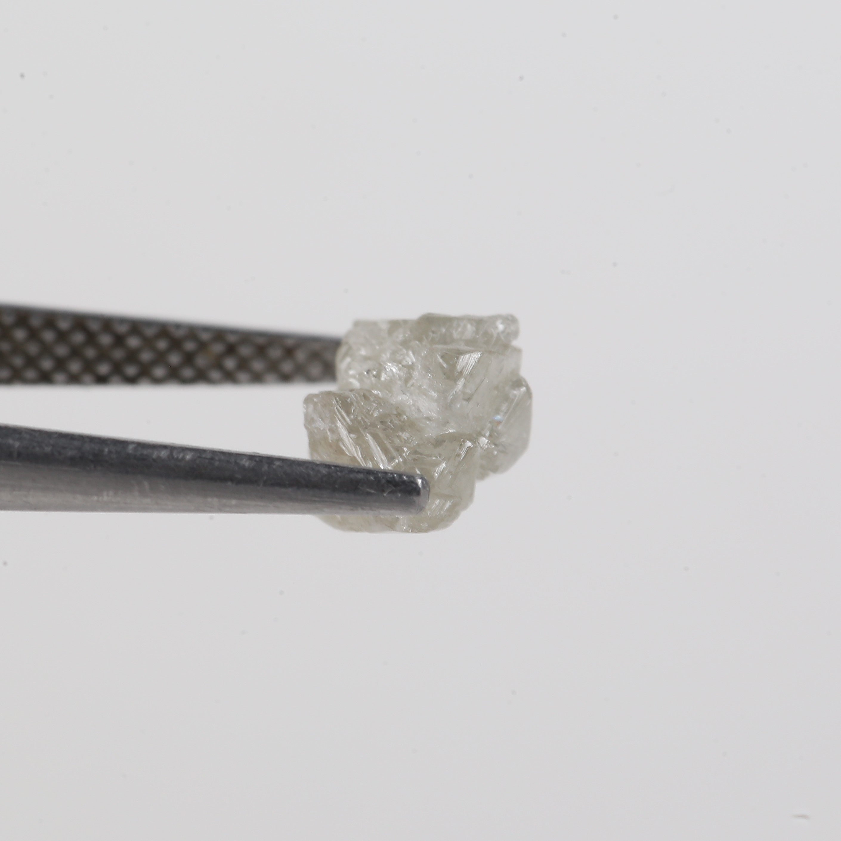 2.19 Carat Natural Rough Diamond Icy White Raw Uncut Diamond 9.15 MM