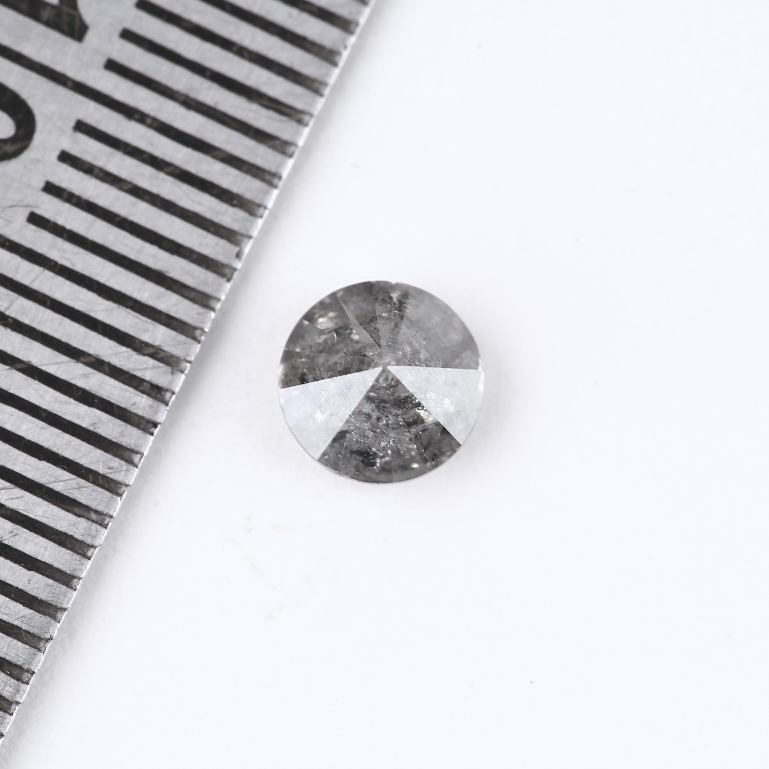 0.98ct Natural Celestial Gray Salt and Pepper Diamond 5.85 MM