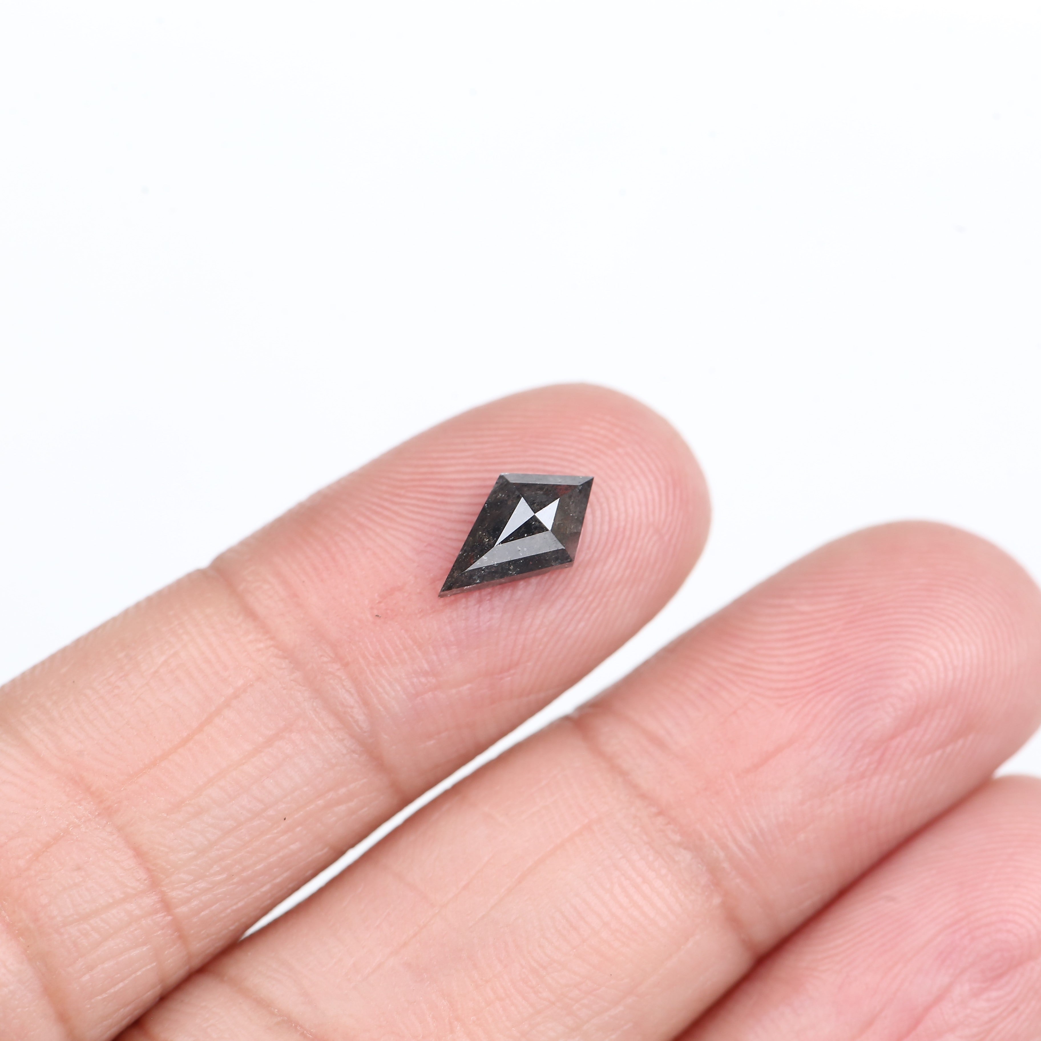 0.98 Carat Natural Fancy Kite Gray Salt And Pepper Diamond 9.57 MM