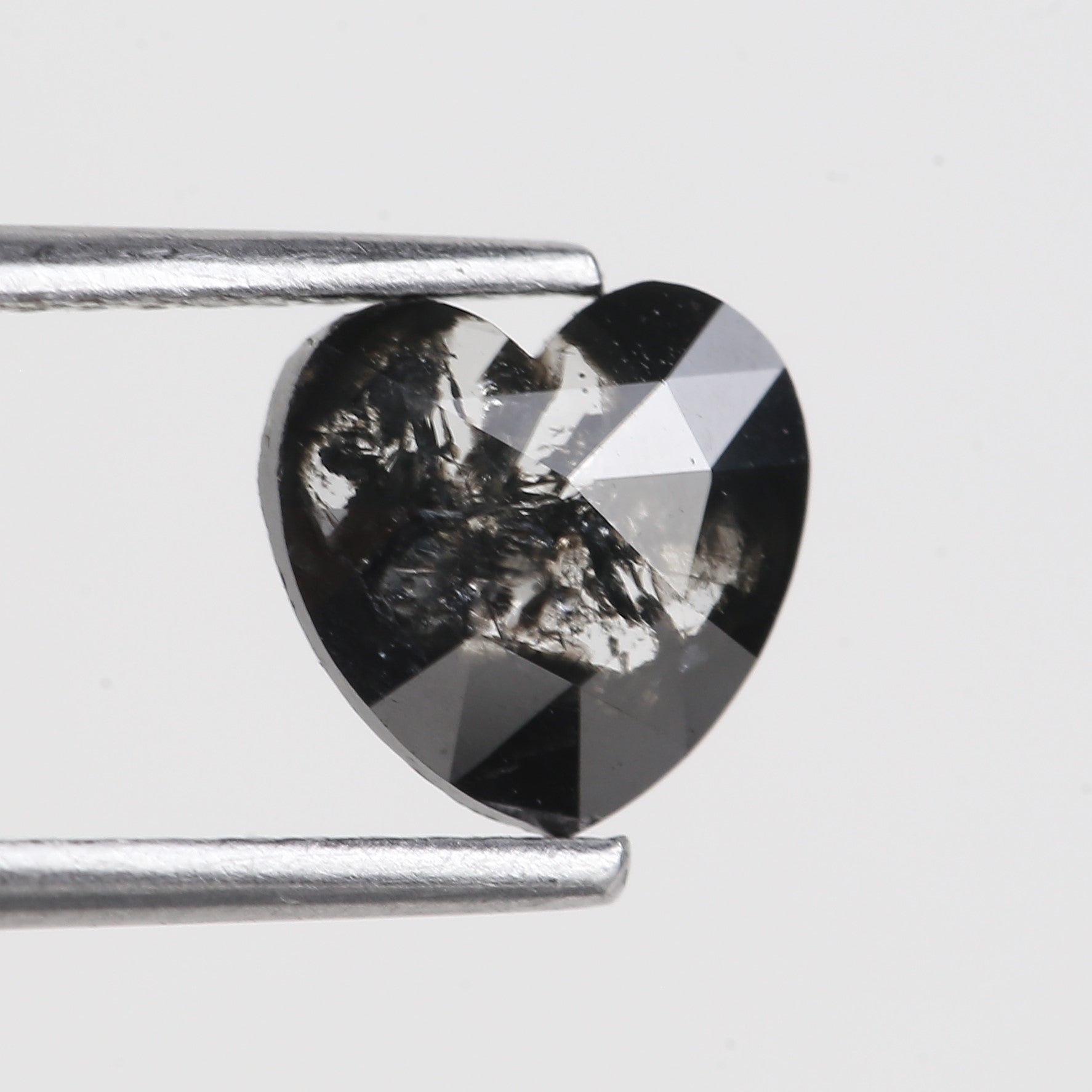 0.91 Carat Natural Black Loose Heart Shaped Salt And Pepper Diamond 7.10 MM
