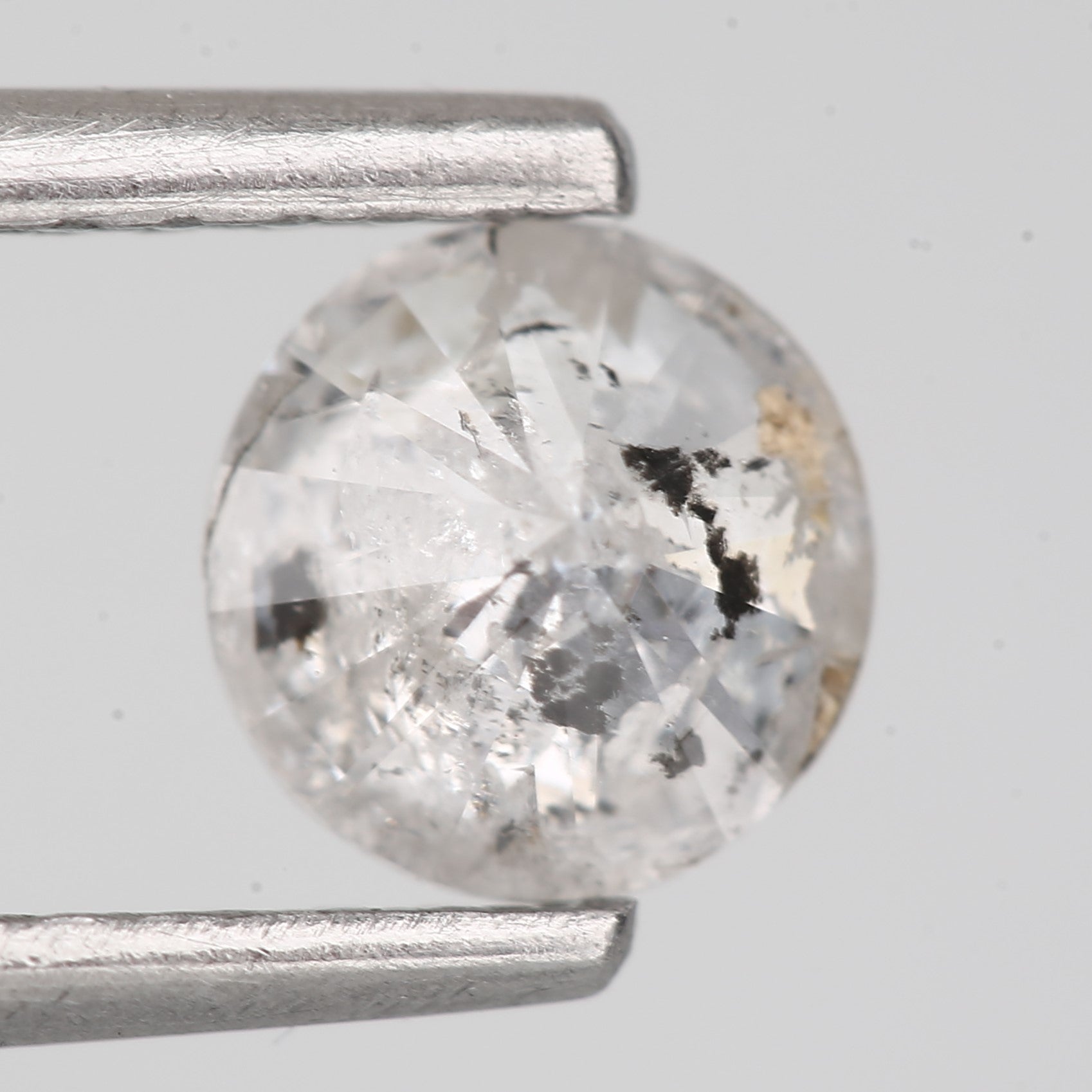 0.48 Carat Natural Icy Diamond Round Salt and Pepper Diamond 4.9 MM - Blackdiamond