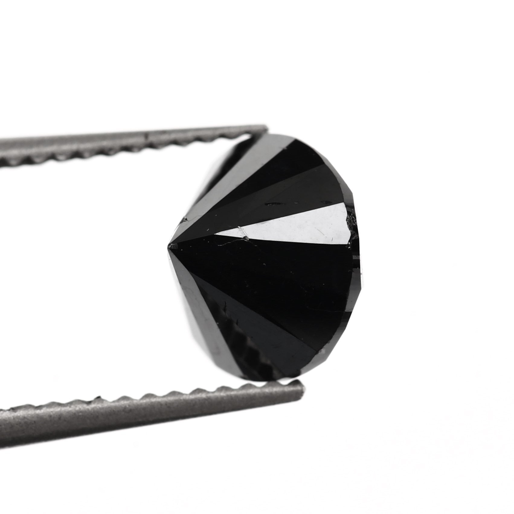 round natural diamond