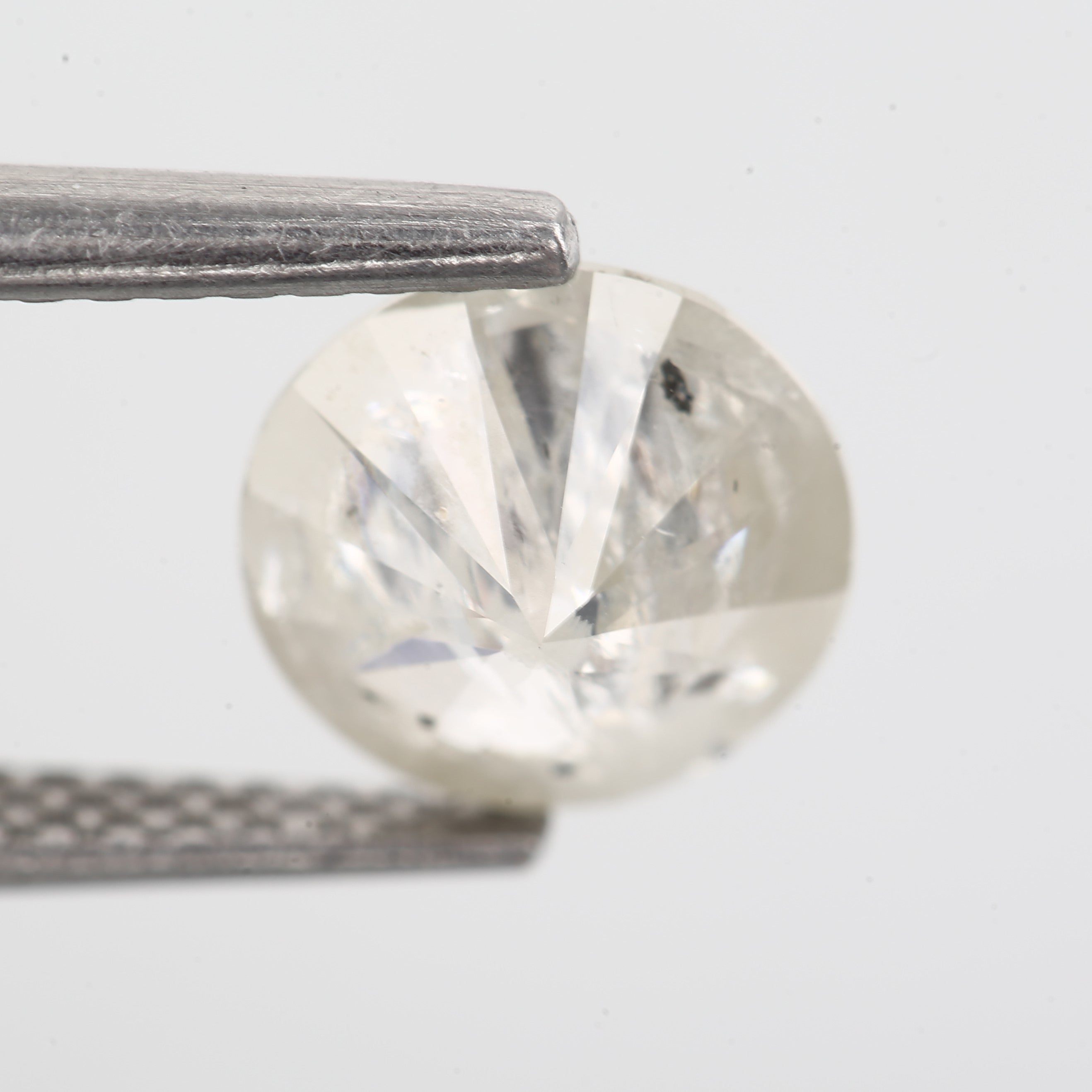 1.33 carat, Round Shape, Fancy White Milky Salt and Pepper Natural Diamond - Blackdiamond