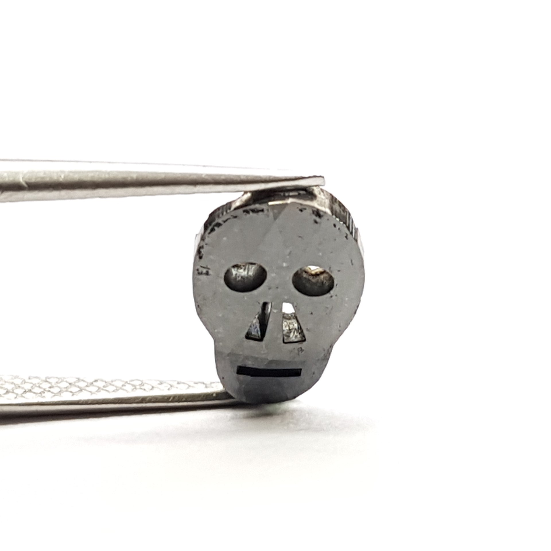 2.11 Carat Skull Shape Black Diamond 10.8 MM