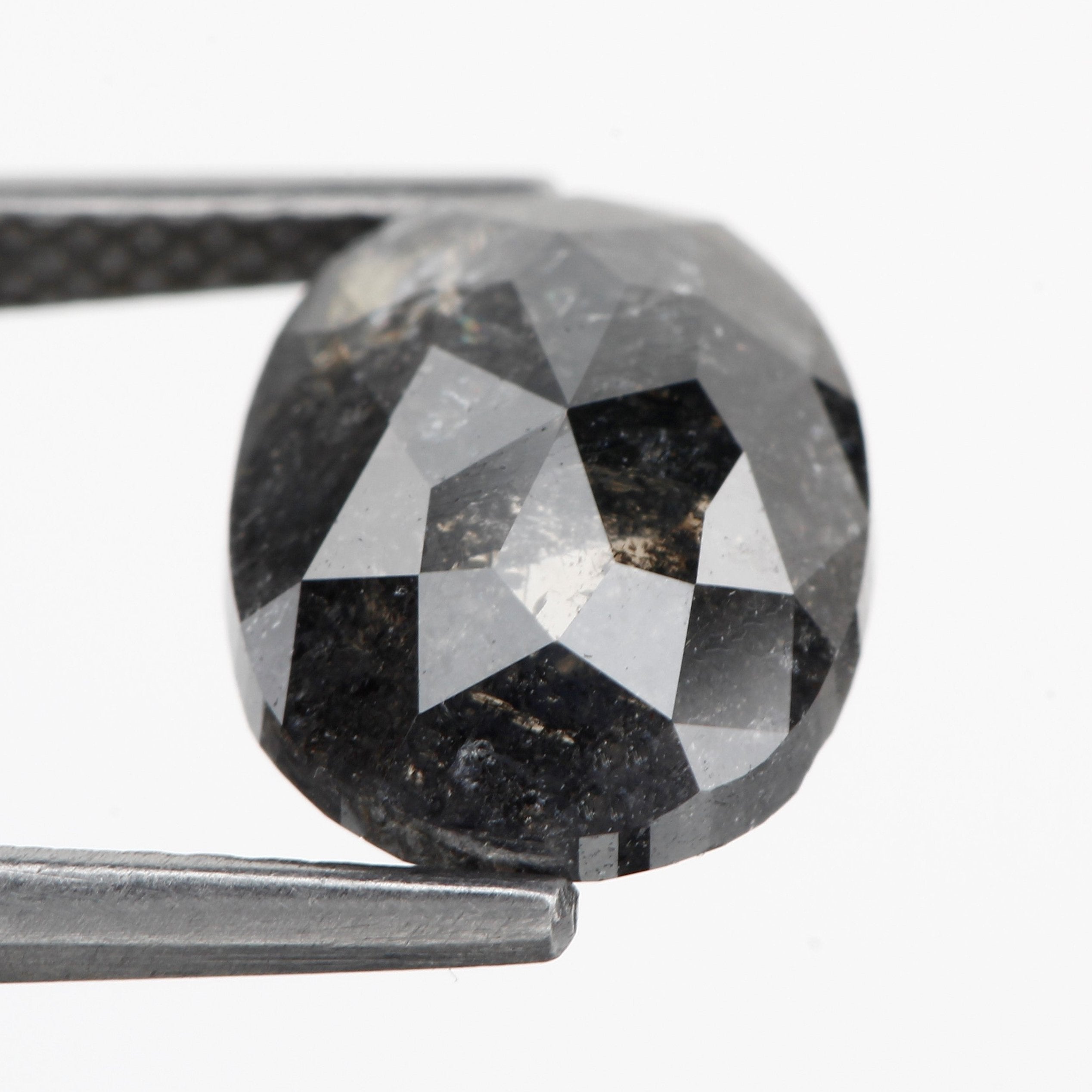 2.91 Carat Design Oval Shape Diamond Necklace 9.86 MM