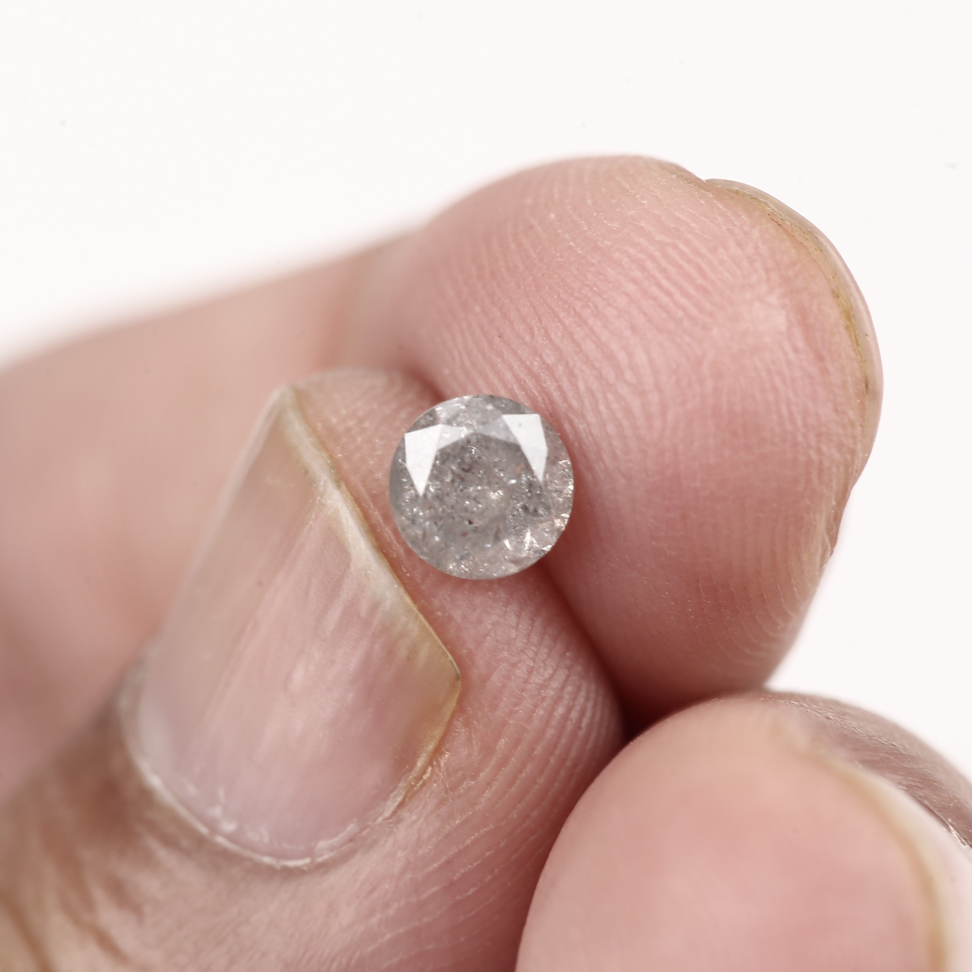 LOOSE-ROUND-SALT-AND-PEPPER-DIAMOND-BLACK-DIAMOND-ONL-01