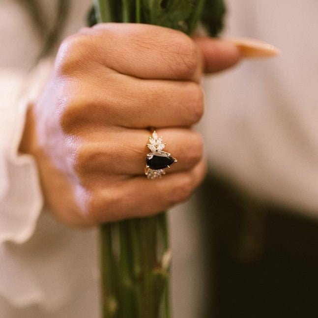 Queen Black & White Diamond Ring - Blackdiamond