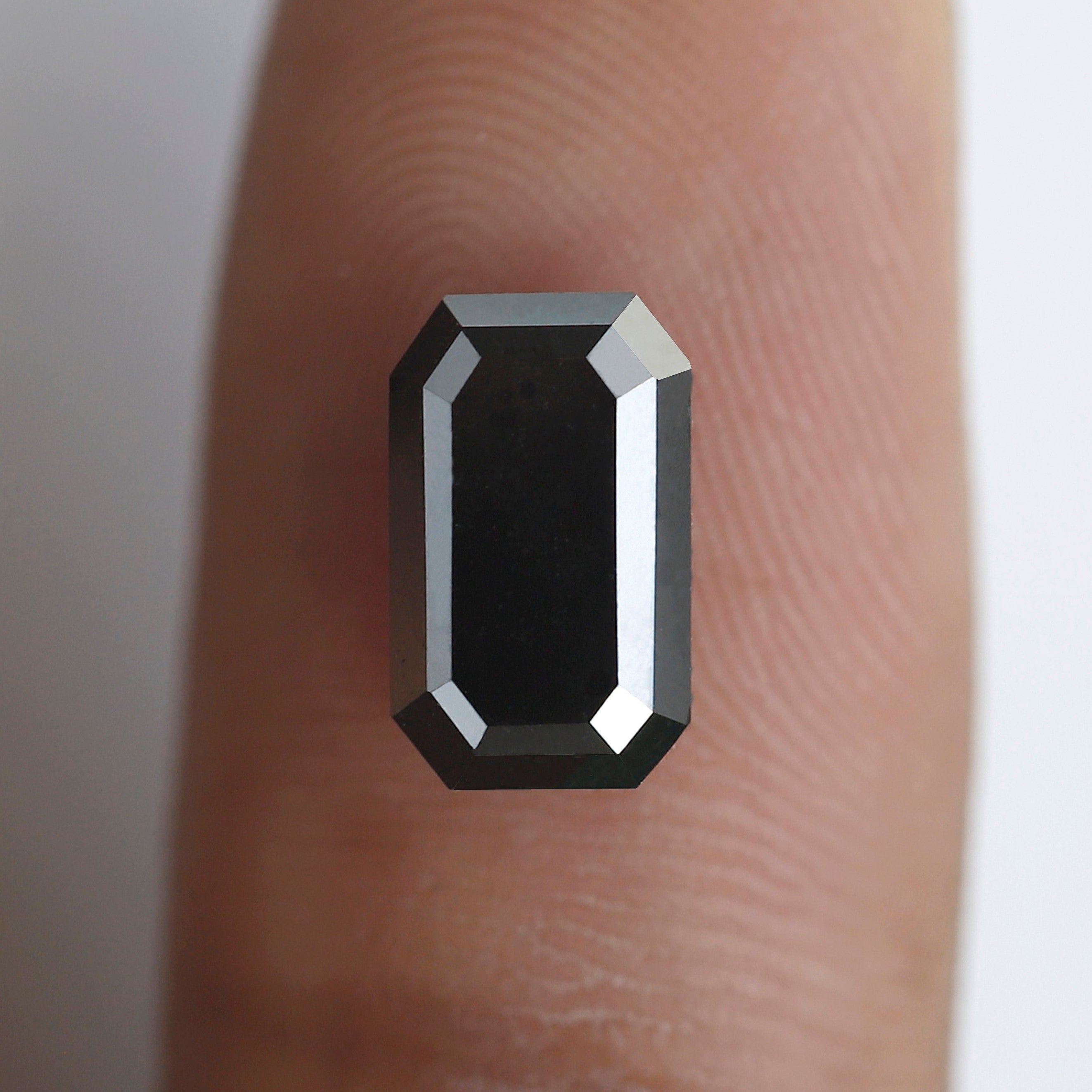 2.41 Carat Emerald Cut Loose Natural Diamond 9 MM Black AAA Quality Conflict Free Diamond For Jewelry