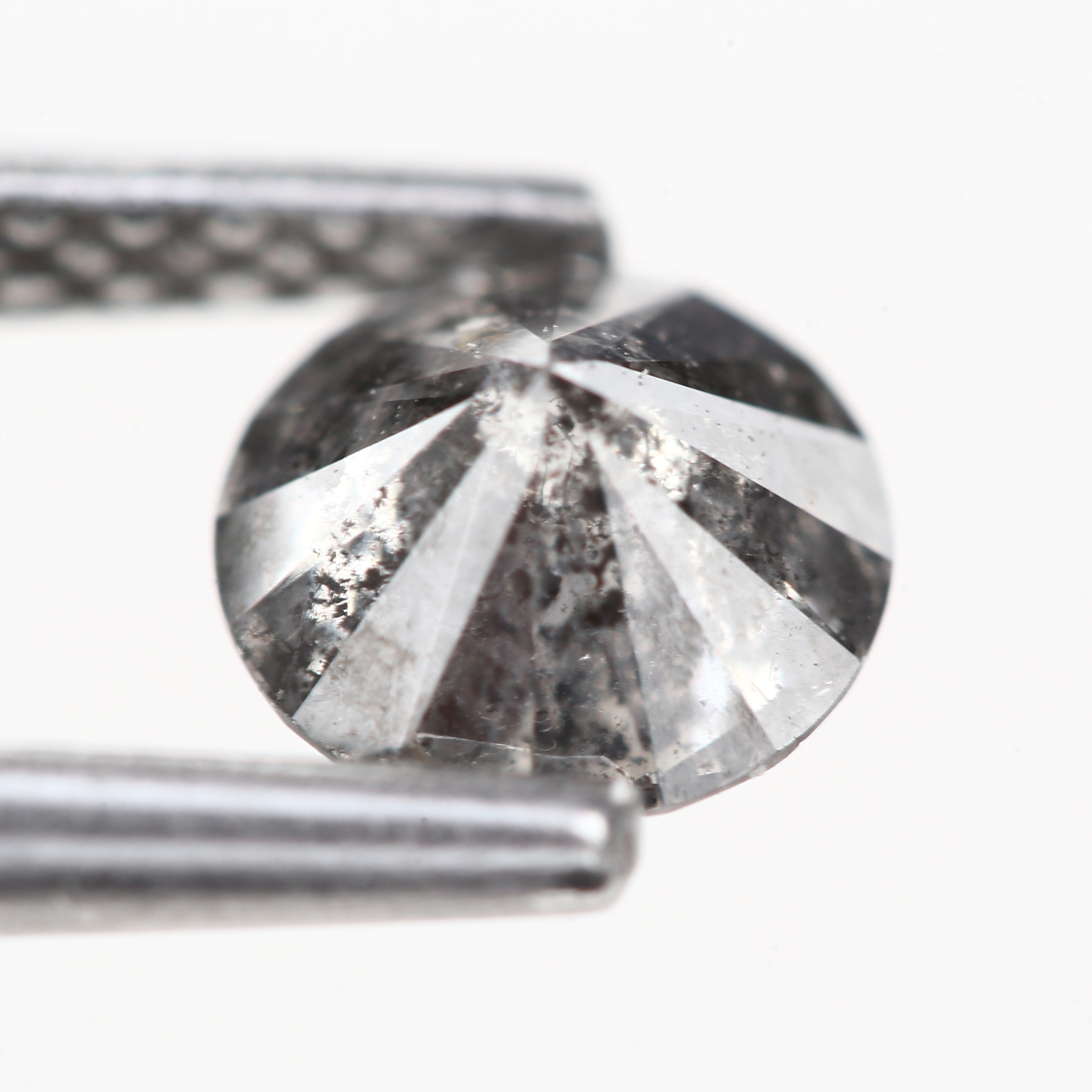 speckle gray diamond