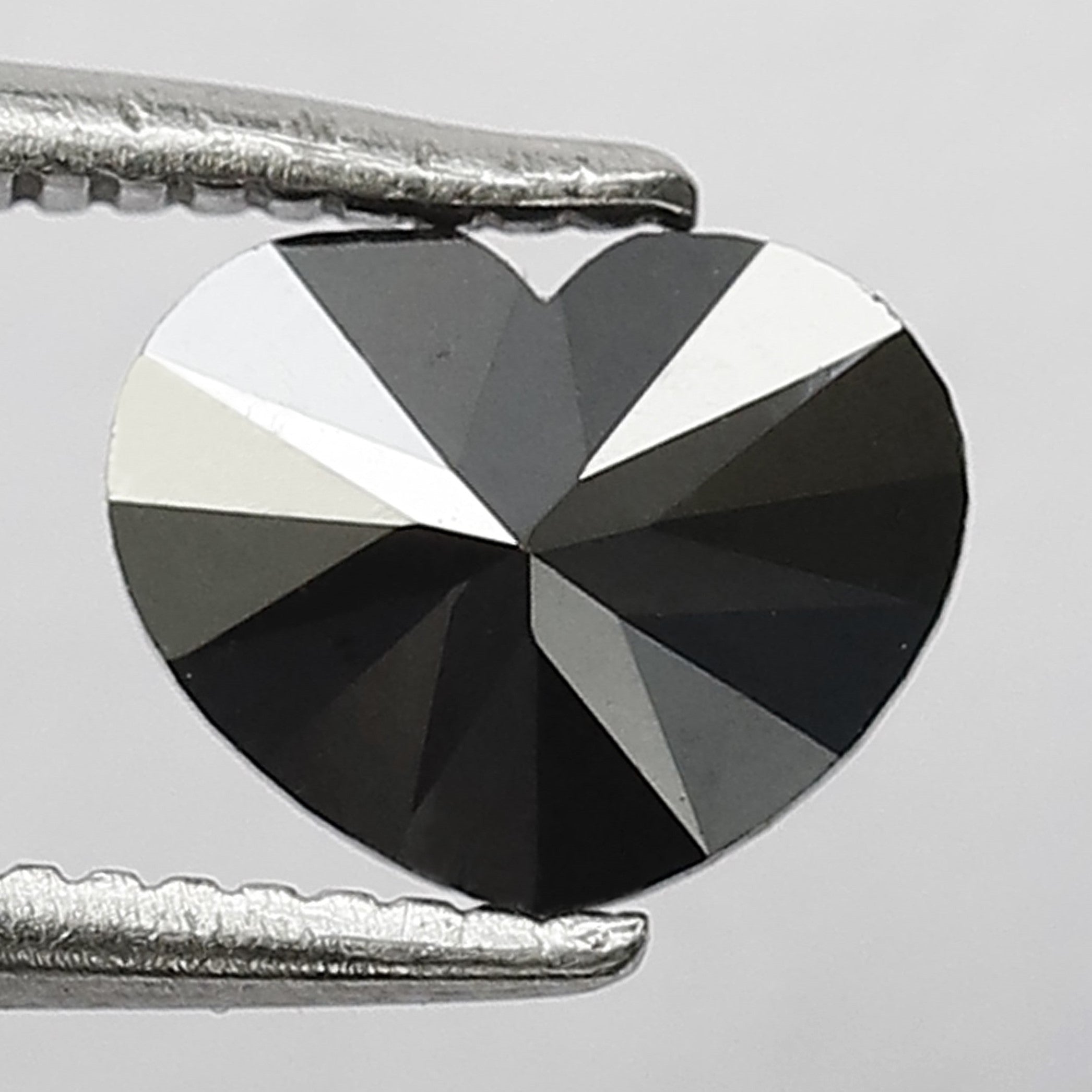 0.86 Carat Heart Shape Black Loose Diamond 5 MM Heated Black Color Diamond For Pendant - Blackdiamond