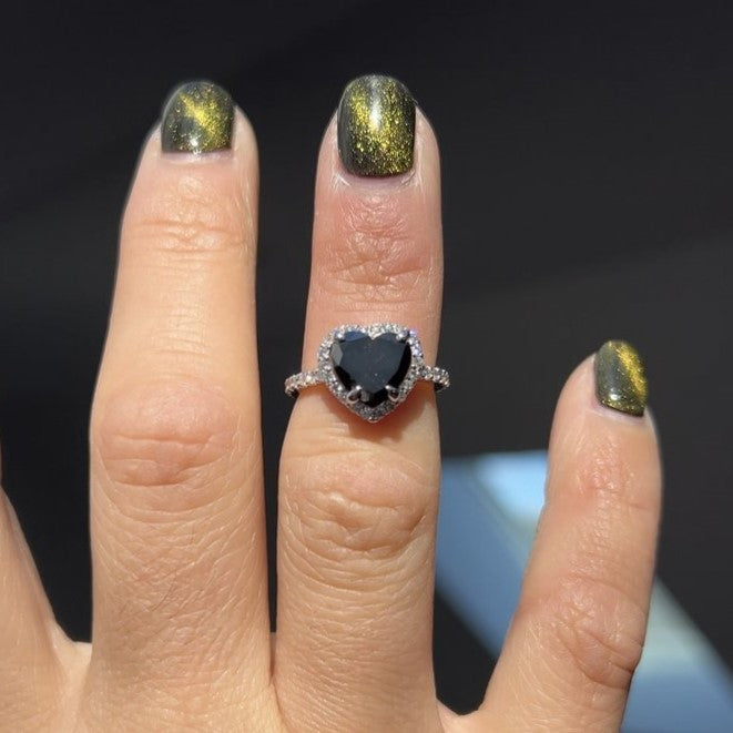 Cuore Black & White Diamond Ring - Blackdiamond
