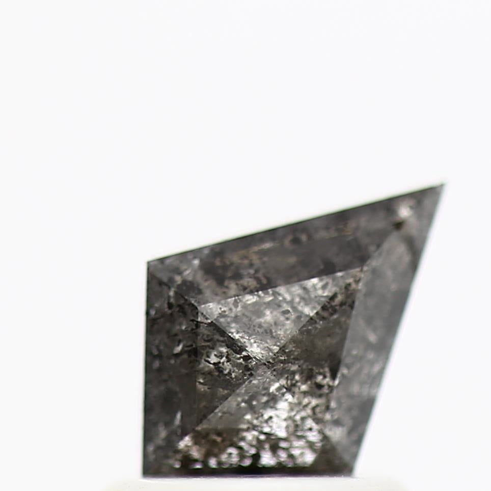 kite salt and pepper diamond
