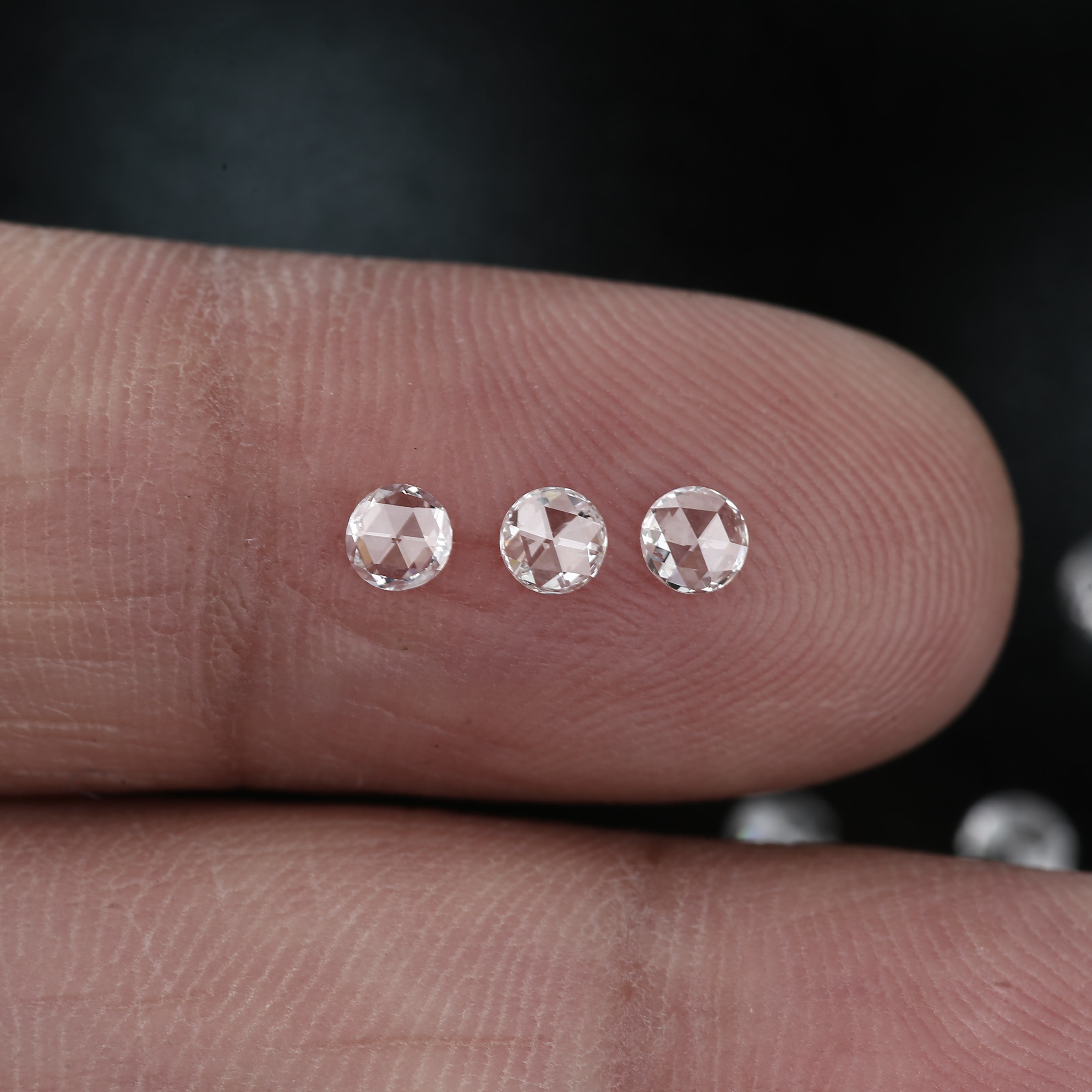 WHITE ROSECUT MELEE FGH Color VS-SI1 Clarity 5.5 MM