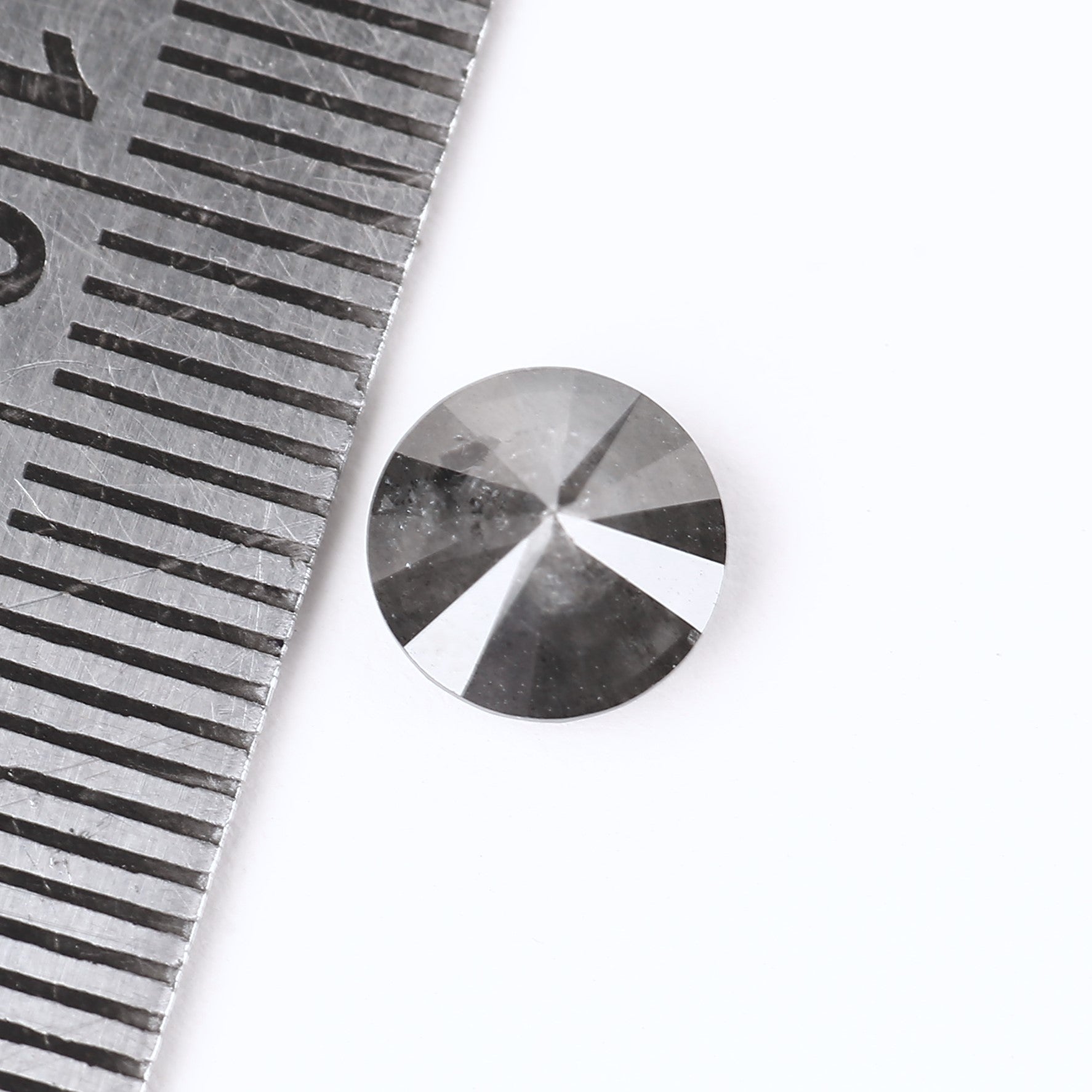 natural gray salt and pepper diamond