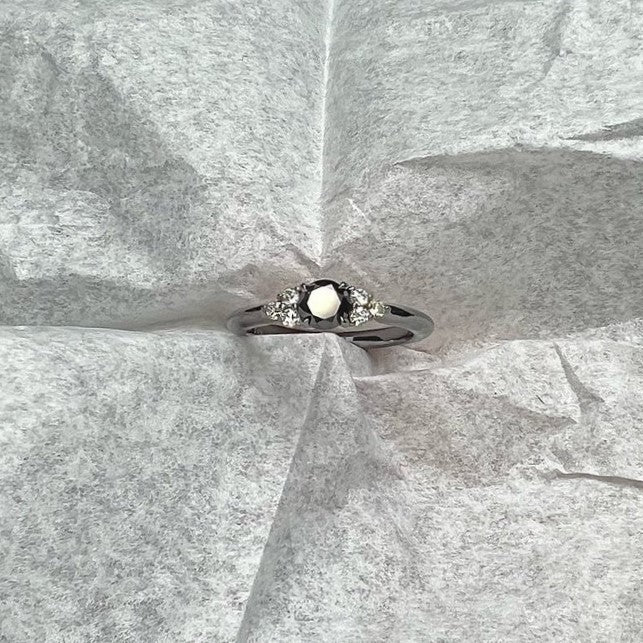 Swaro Black and White Diamond Ring - Blackdiamond