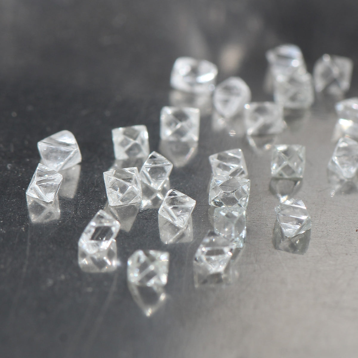 natural diamonds rough