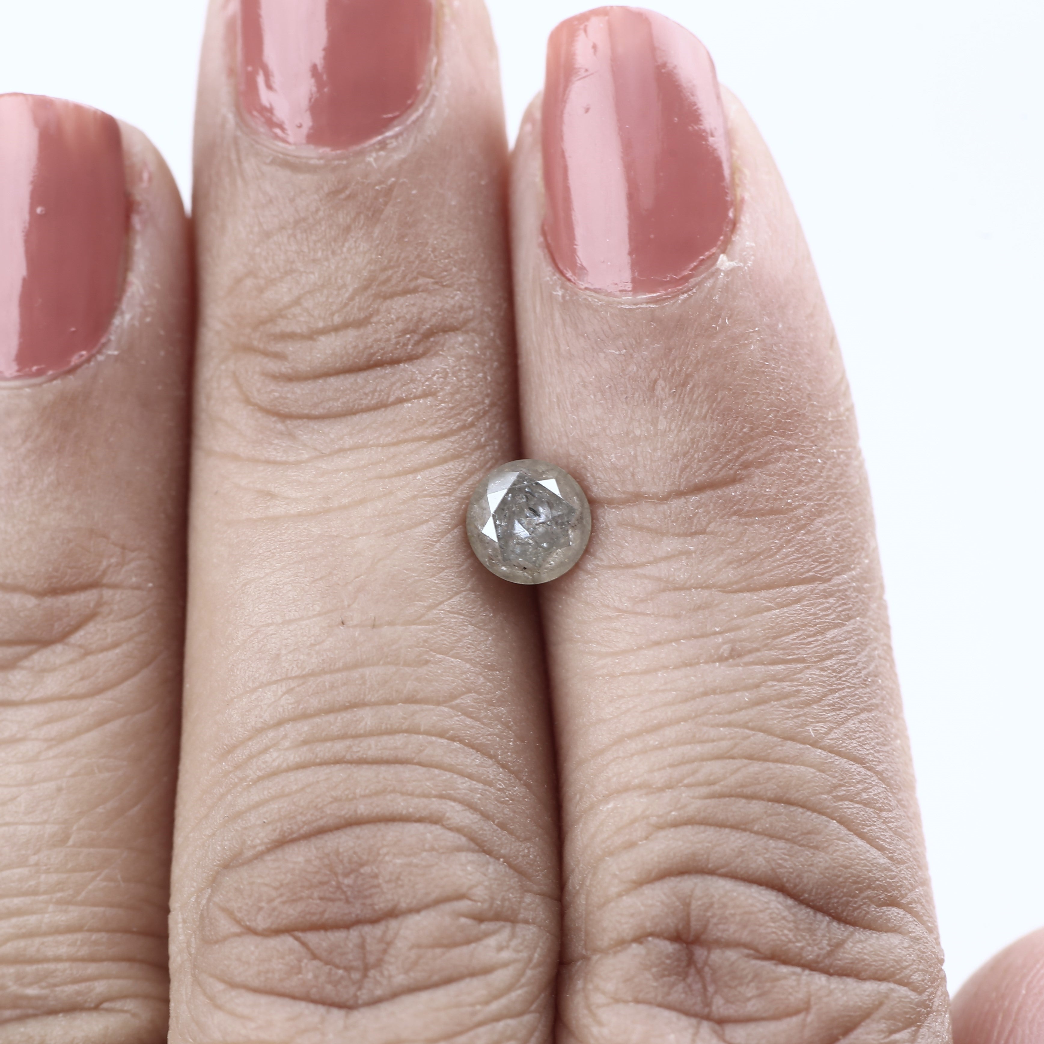 0.85 Ct Round Brilliant Salt and Pepper Diamond 5.5 MM with Unique Inclusions