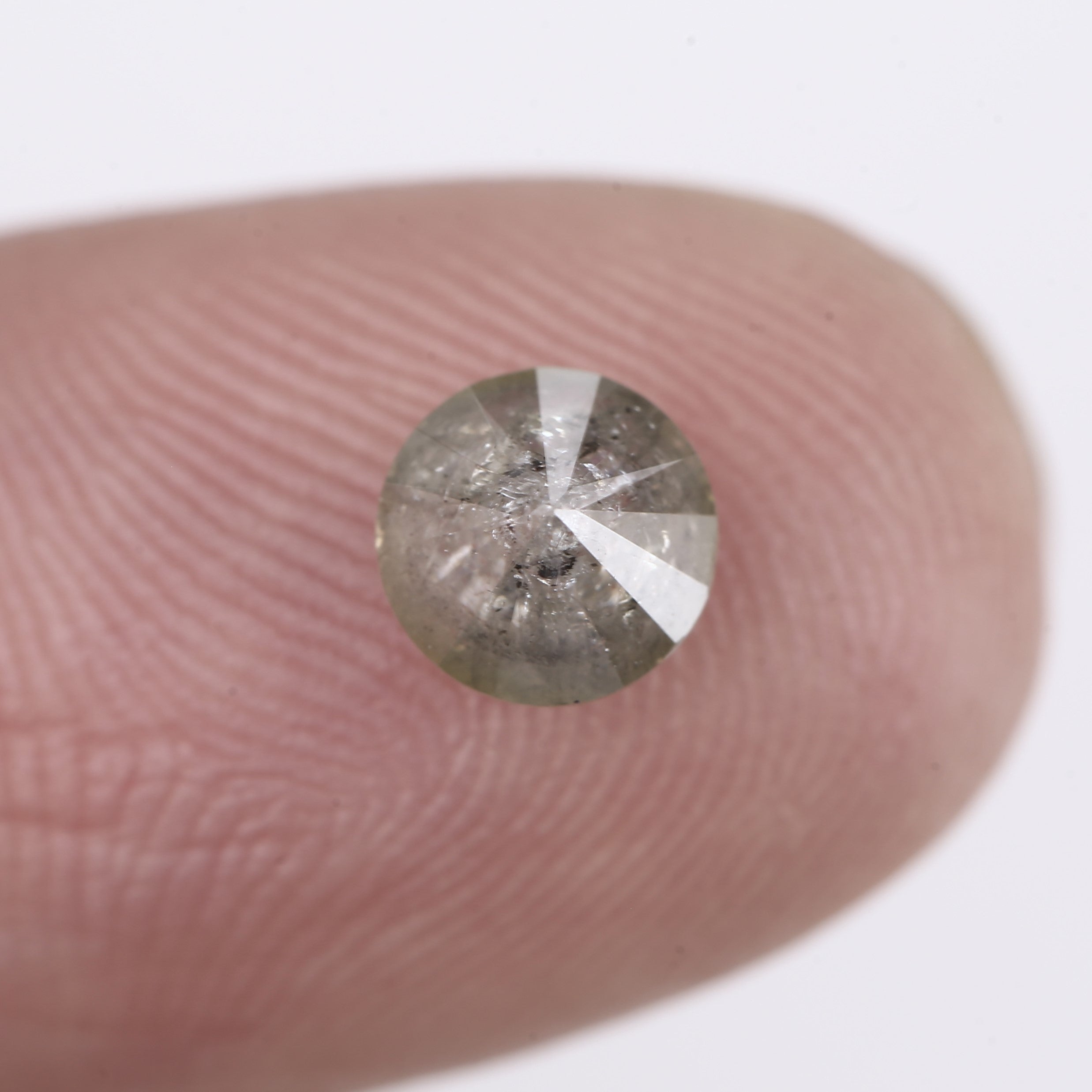 0.85 Ct Round Salt and Pepper Diamond 5.5 MM with Beautiful Natural Inclusions
