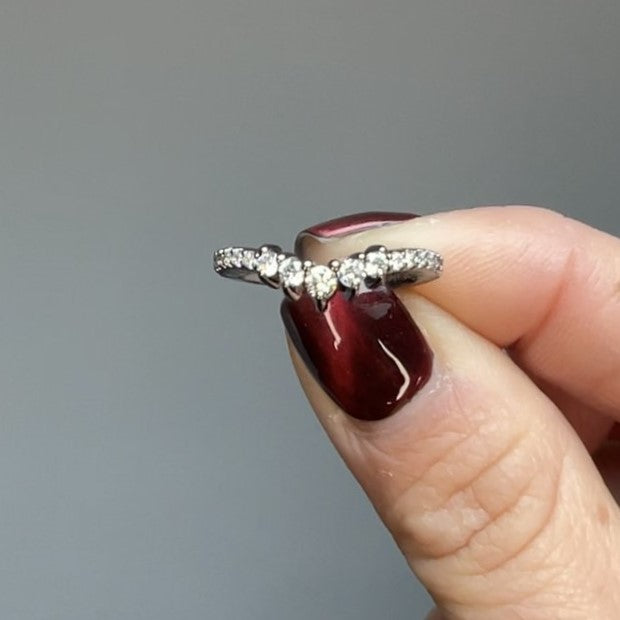 Curve Grand White Diamond Band 14K Yellow Gold - Blackdiamond