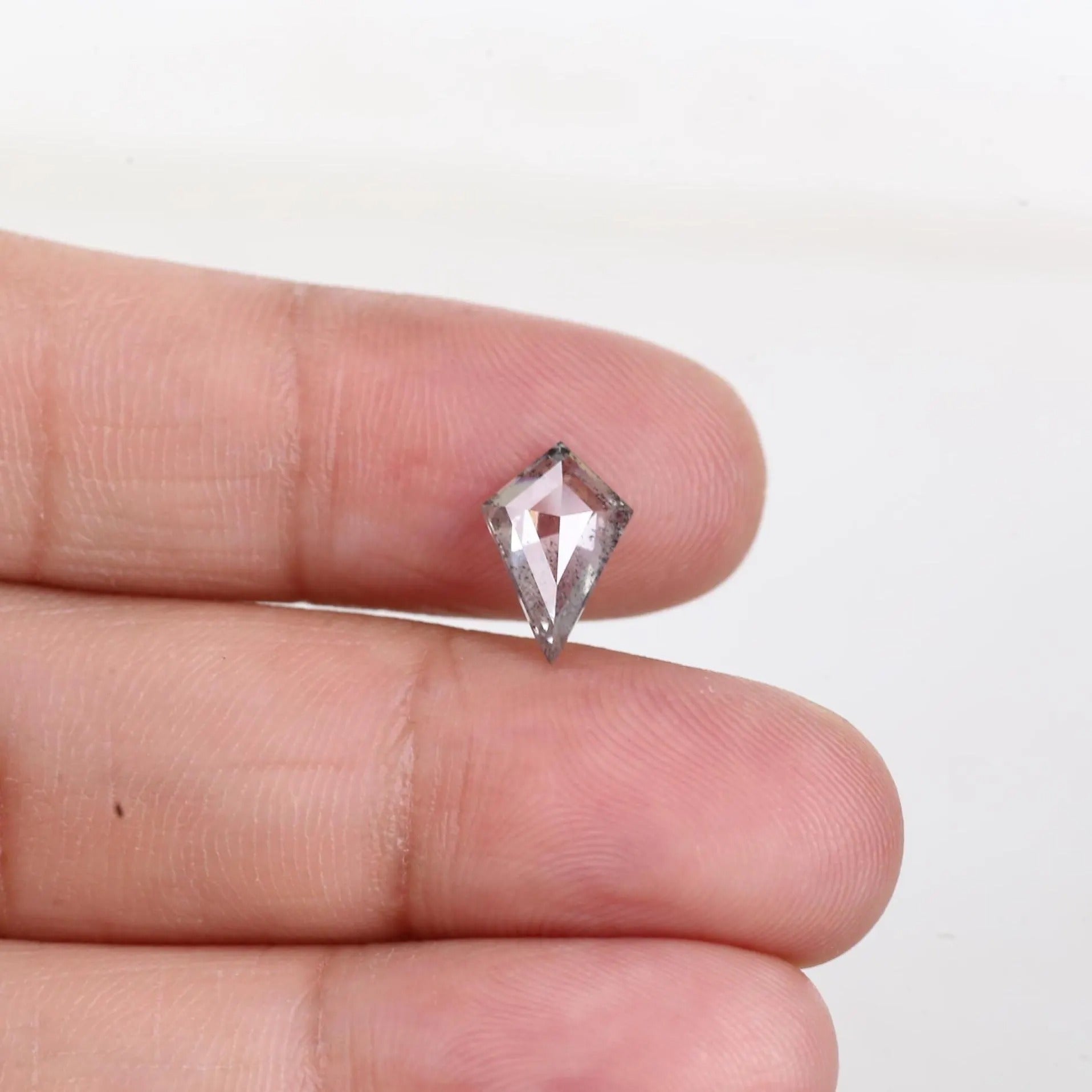 1.39 Ct Kite Salt and Pepper Diamond Fancy Gray Natural 10.90 MM