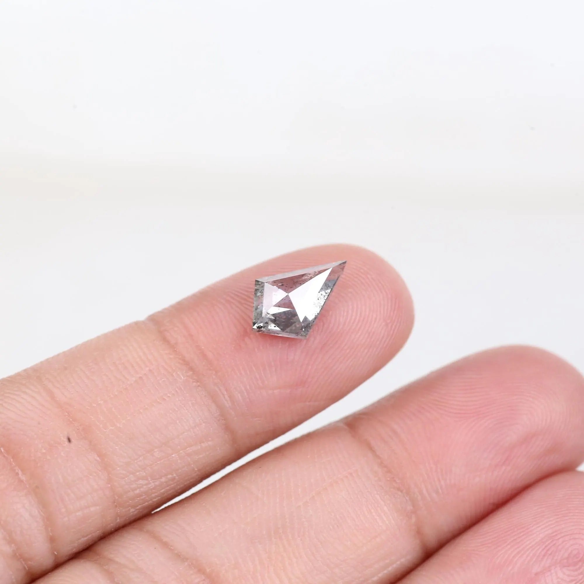1.39 Ct Kite Salt and Pepper Diamond Fancy Gray Natural 10.90 MM