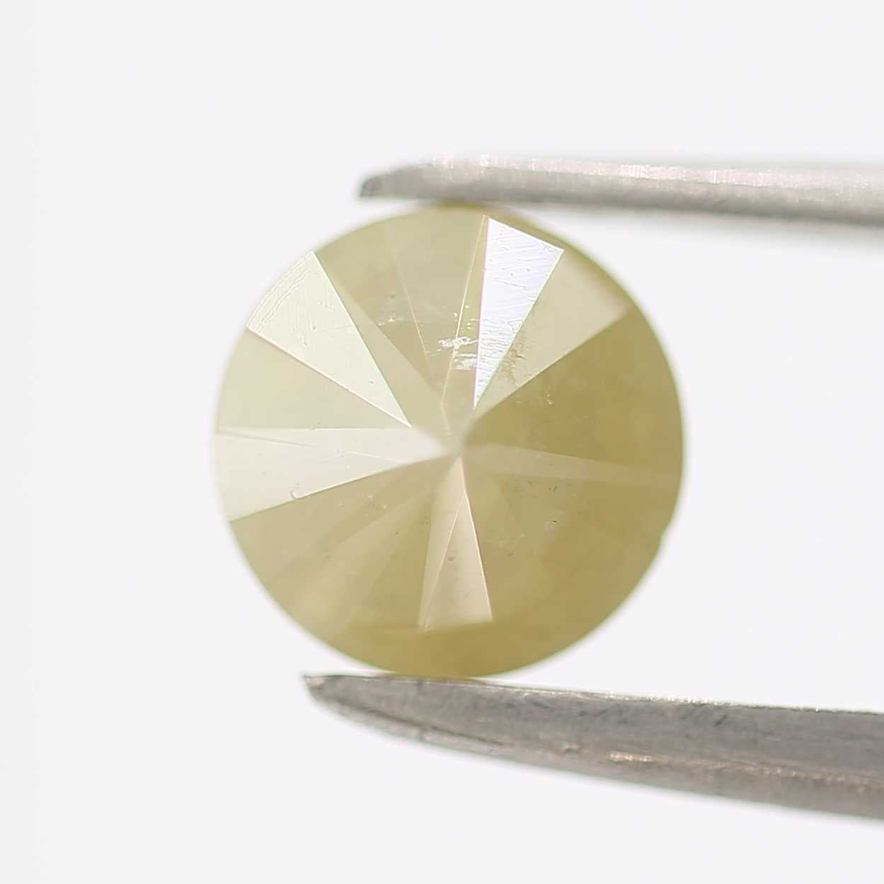 0.94 Carat Yellow Diamond Round Shape Natural Loose Diamond 6 MM - Blackdiamond