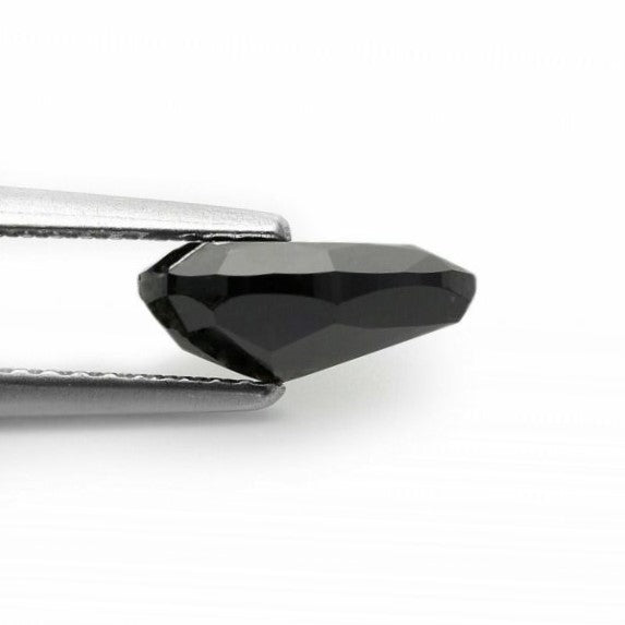 2 Carat Pear Shaped Black Diamond For Engagement Ring And Necklace - Blackdiamond