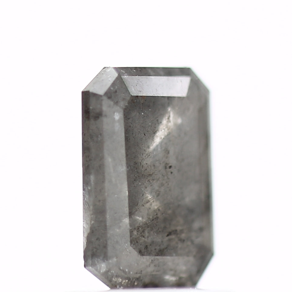 0.85 Carat 7 MM Natural Gray Emerald Loose Salt and Pepper Diamond - Blackdiamond