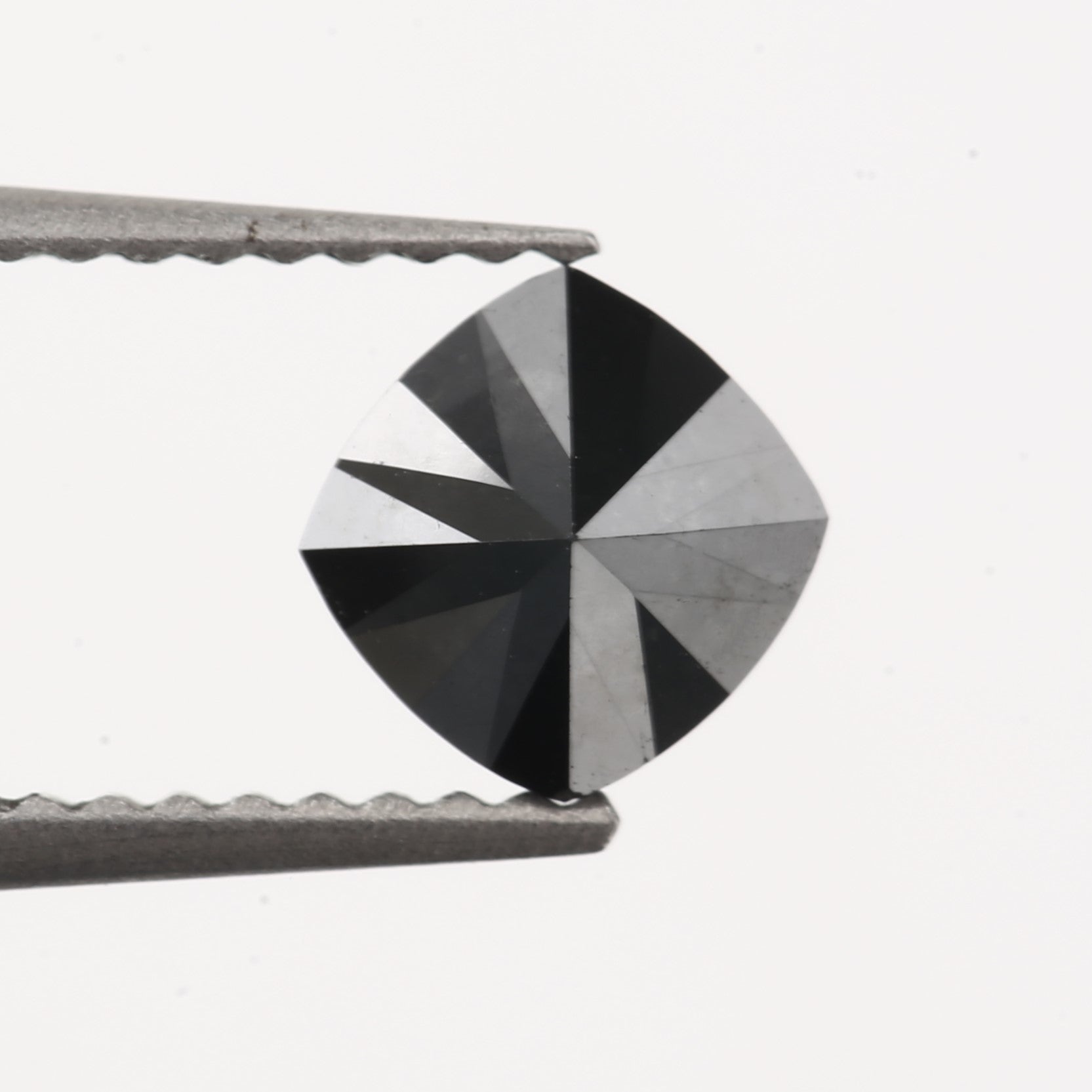 cushion brilliant cut diamond