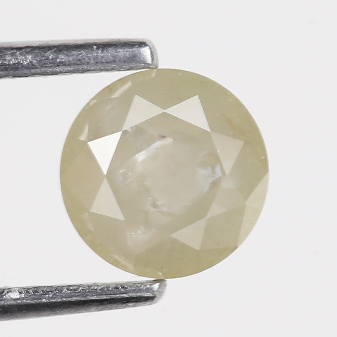 0.87 Carat Natural Round Shape Icy Salt and Pepper Diamond 5.81 MM