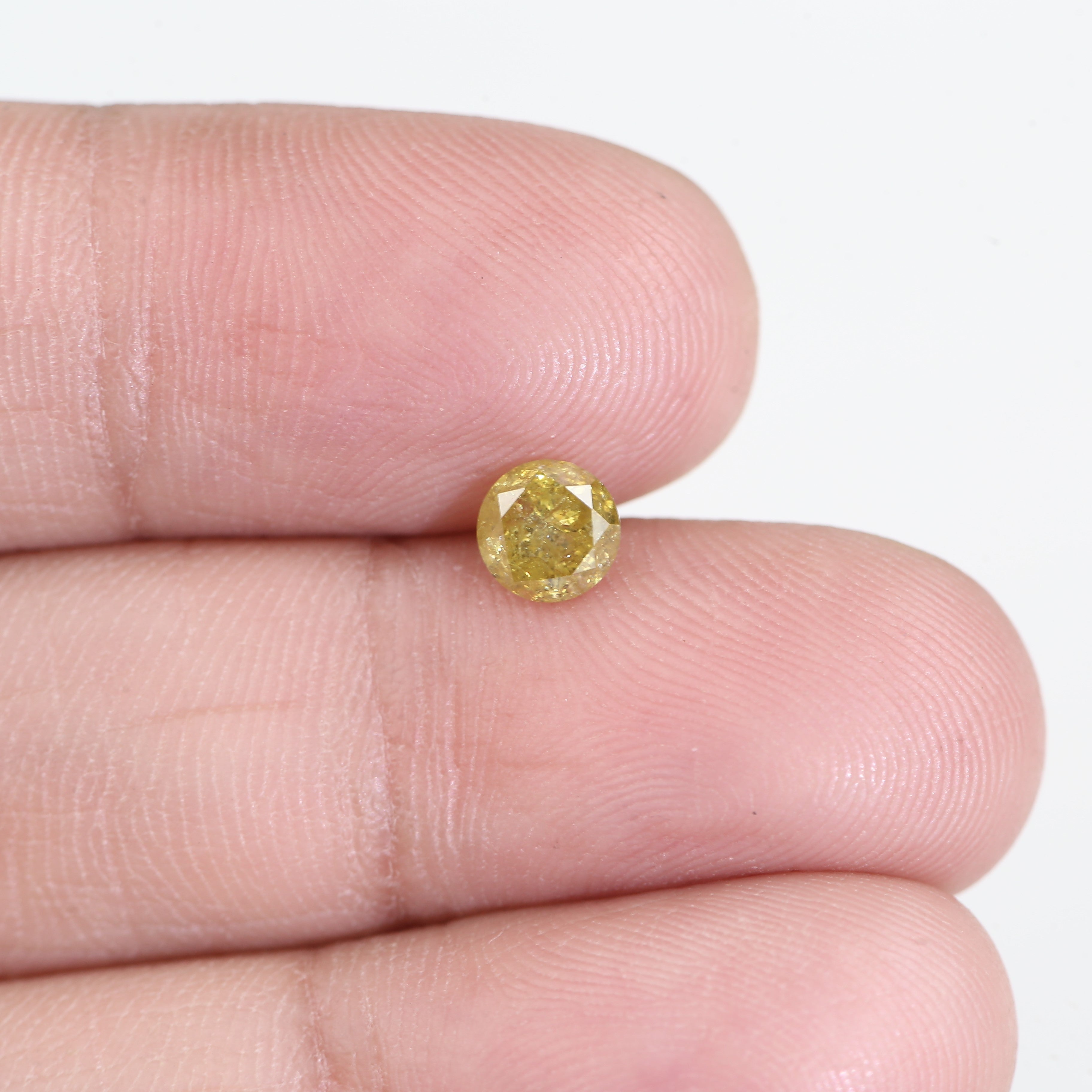 0.59 Carat Natural Salt And Pepper Round Cut Yellow Diamond 4.97 MM